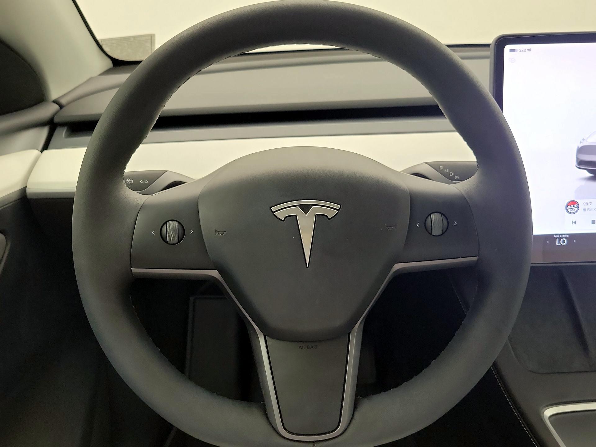 Thumbnail: 2025 Tesla Model Y - 10