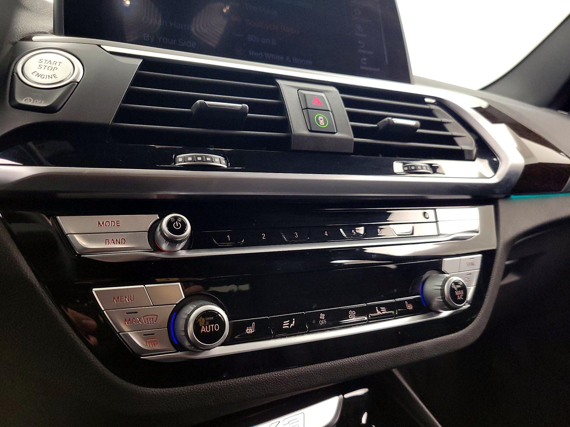 Thumbnail: 2021 BMW X3 - 17