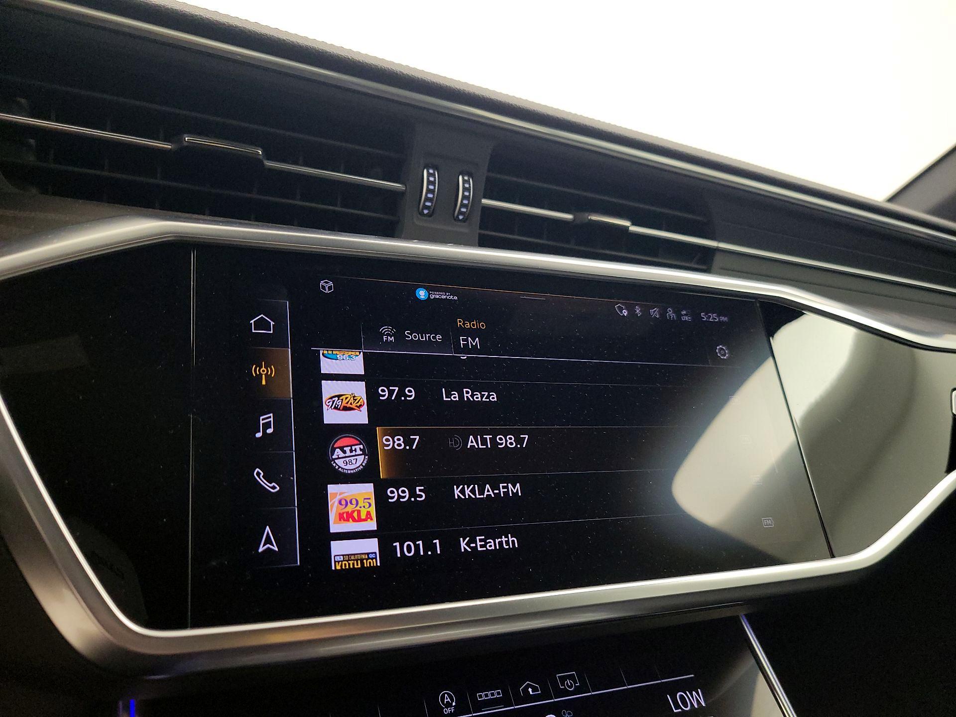 Thumbnail: 2021 Audi A6 - 15