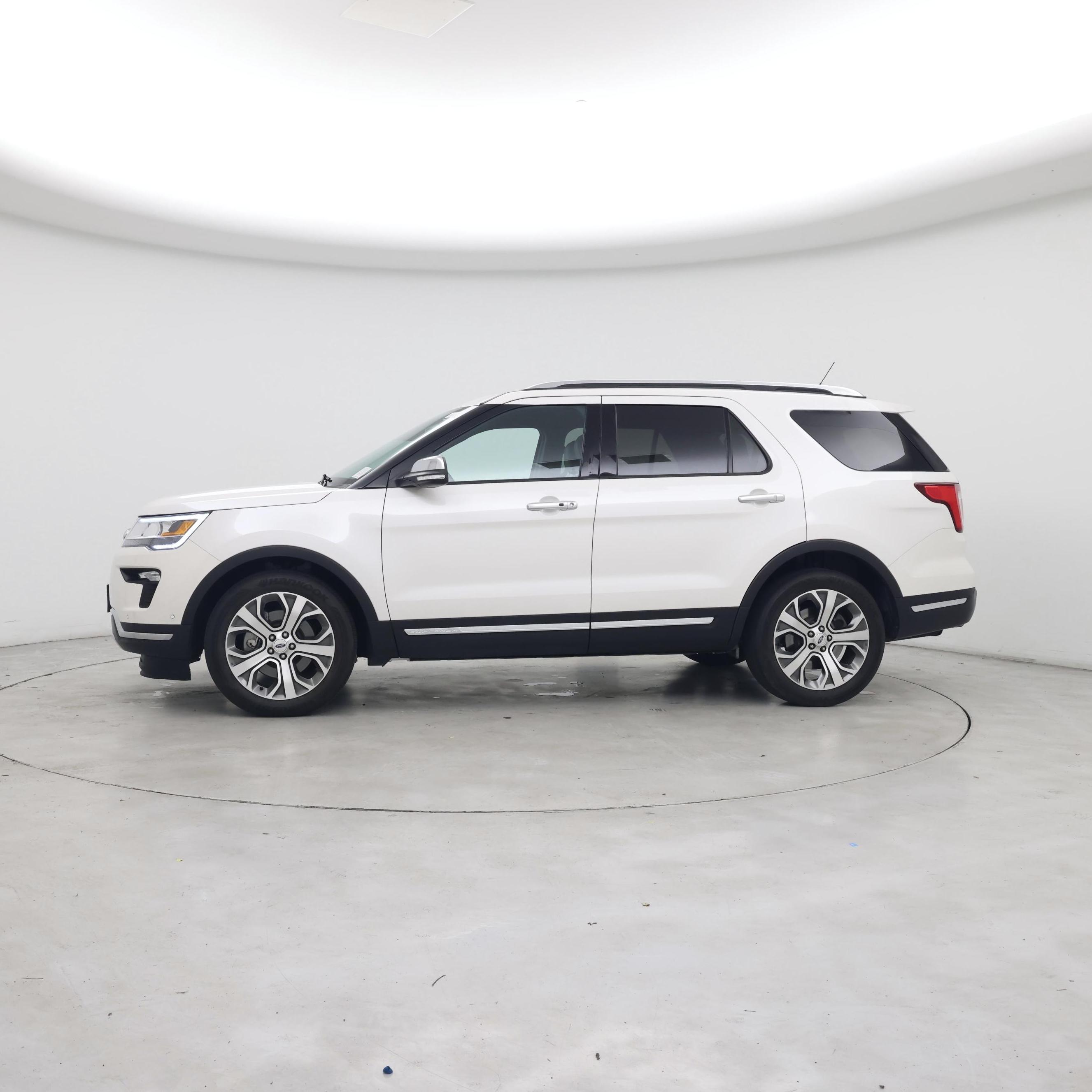 Thumbnail: 2018 Ford Explorer - 3