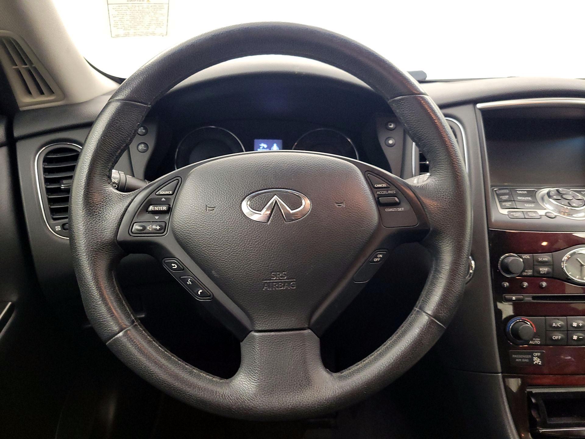 Thumbnail: 2017 INFINITI QX50 - 10