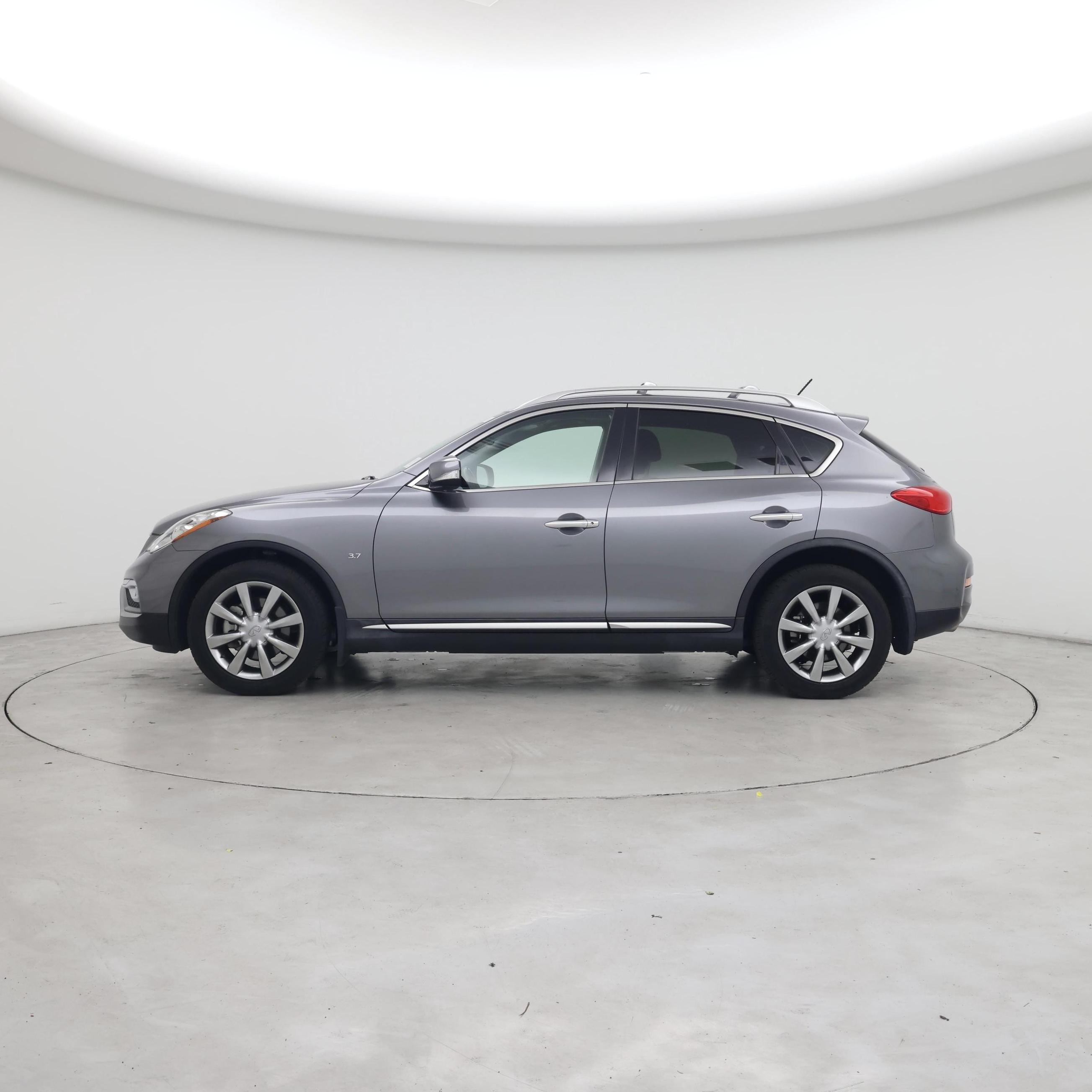 Thumbnail: 2017 INFINITI QX50 - 3