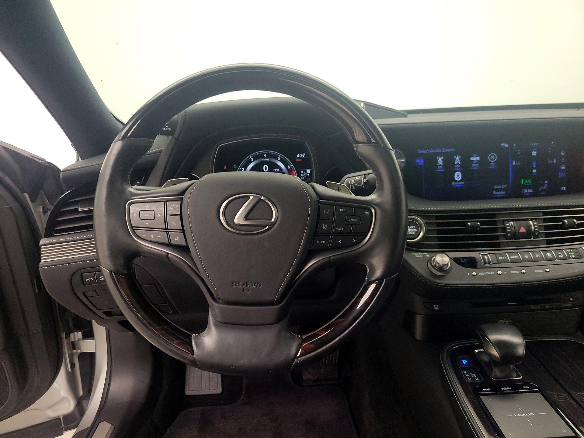 Thumbnail: 2018 Lexus LS - 10