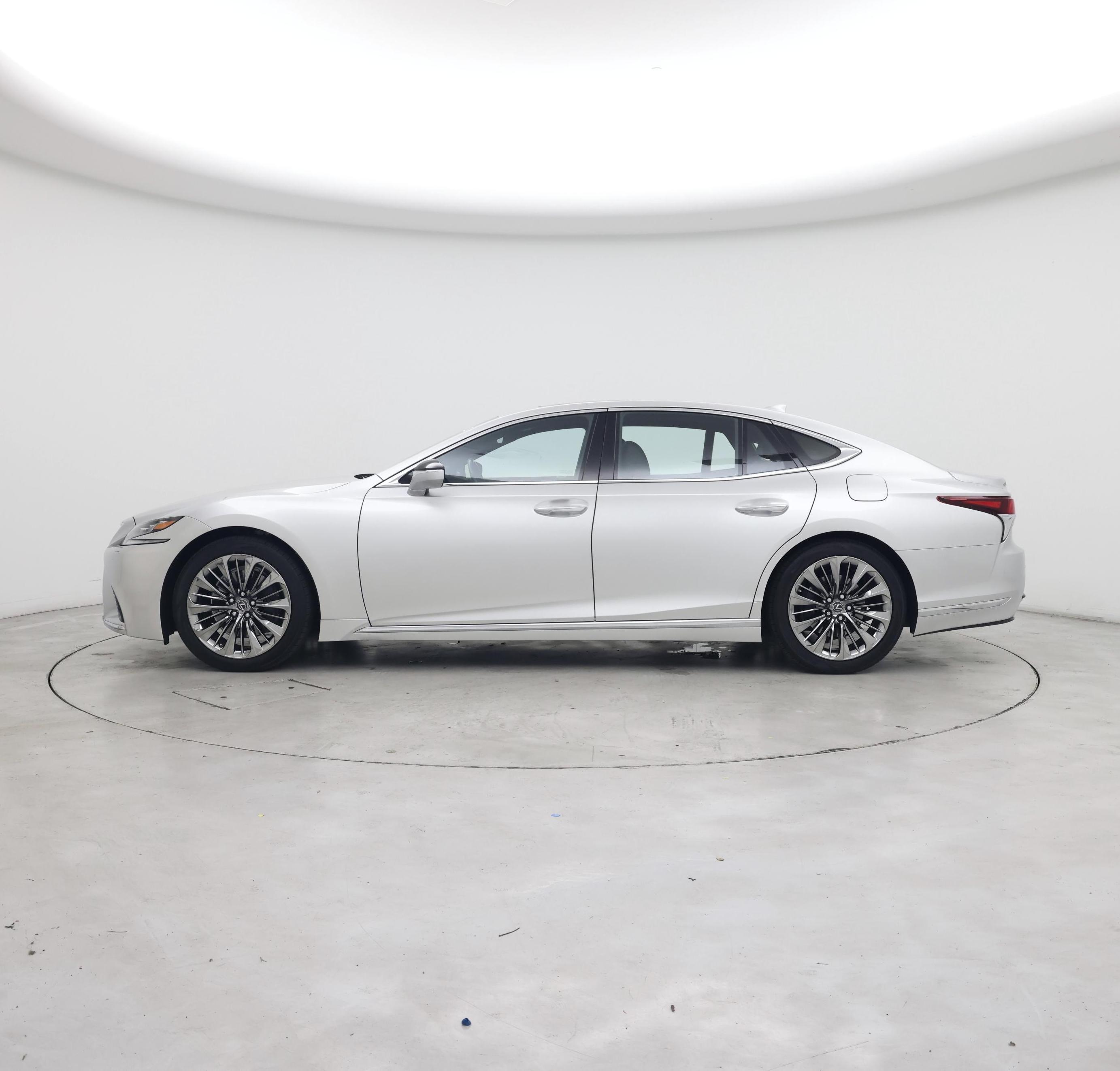 Thumbnail: 2018 Lexus LS - 3