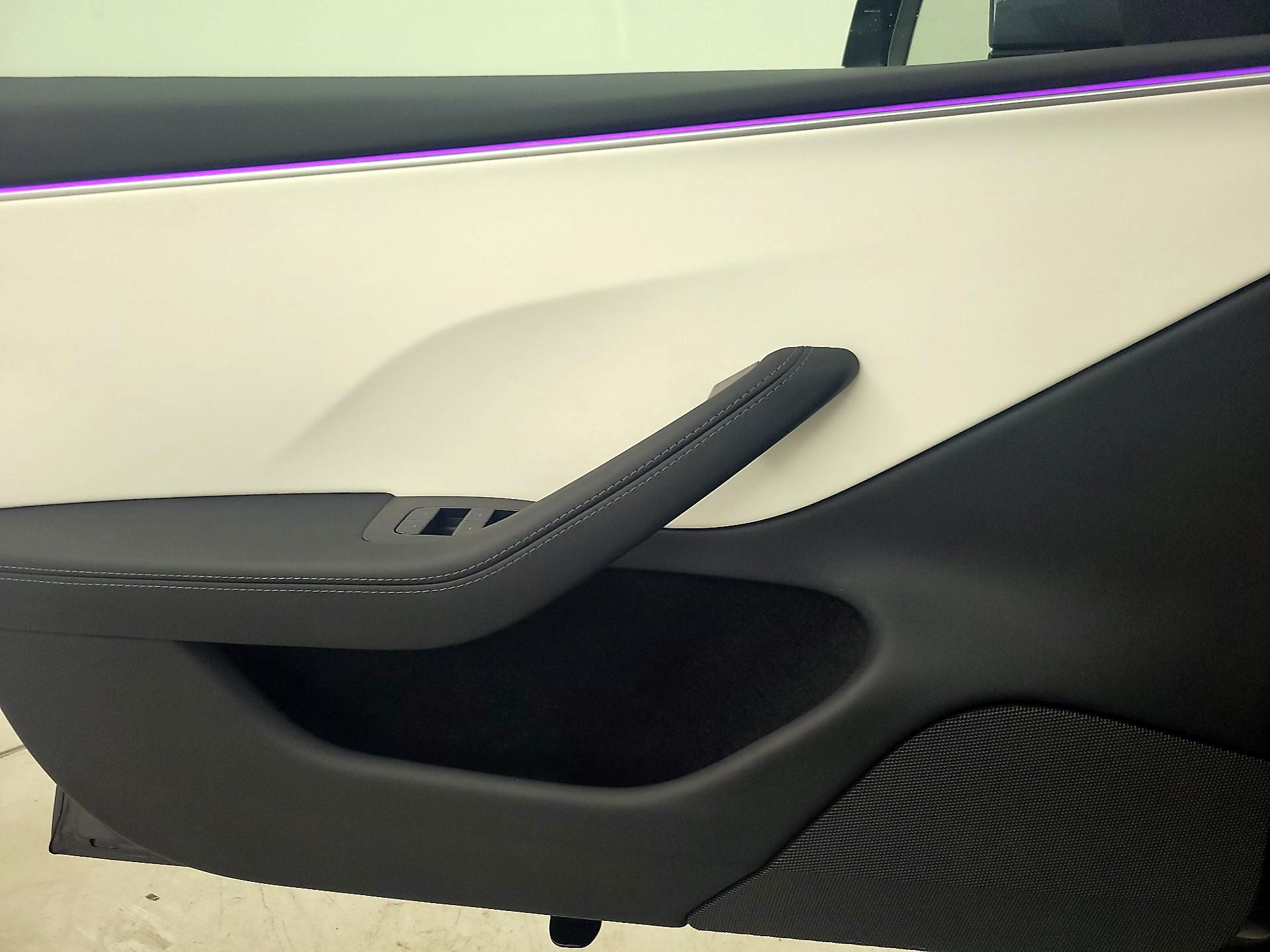 Thumbnail: 2025 Tesla Model 3 - 12