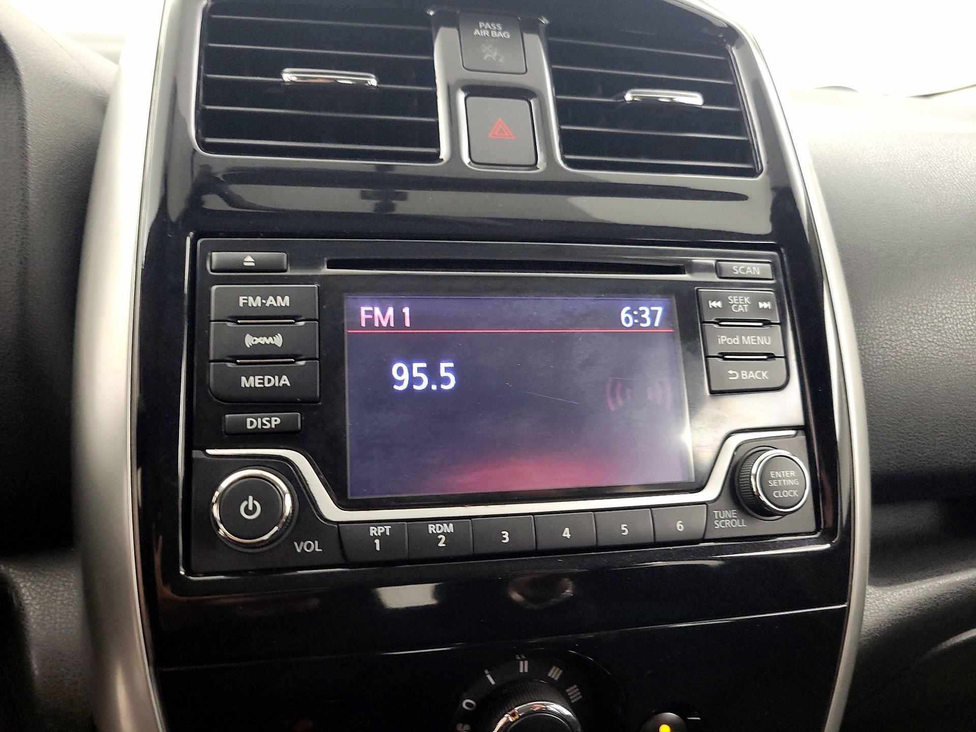 Thumbnail: 2018 Nissan Versa Note - 15