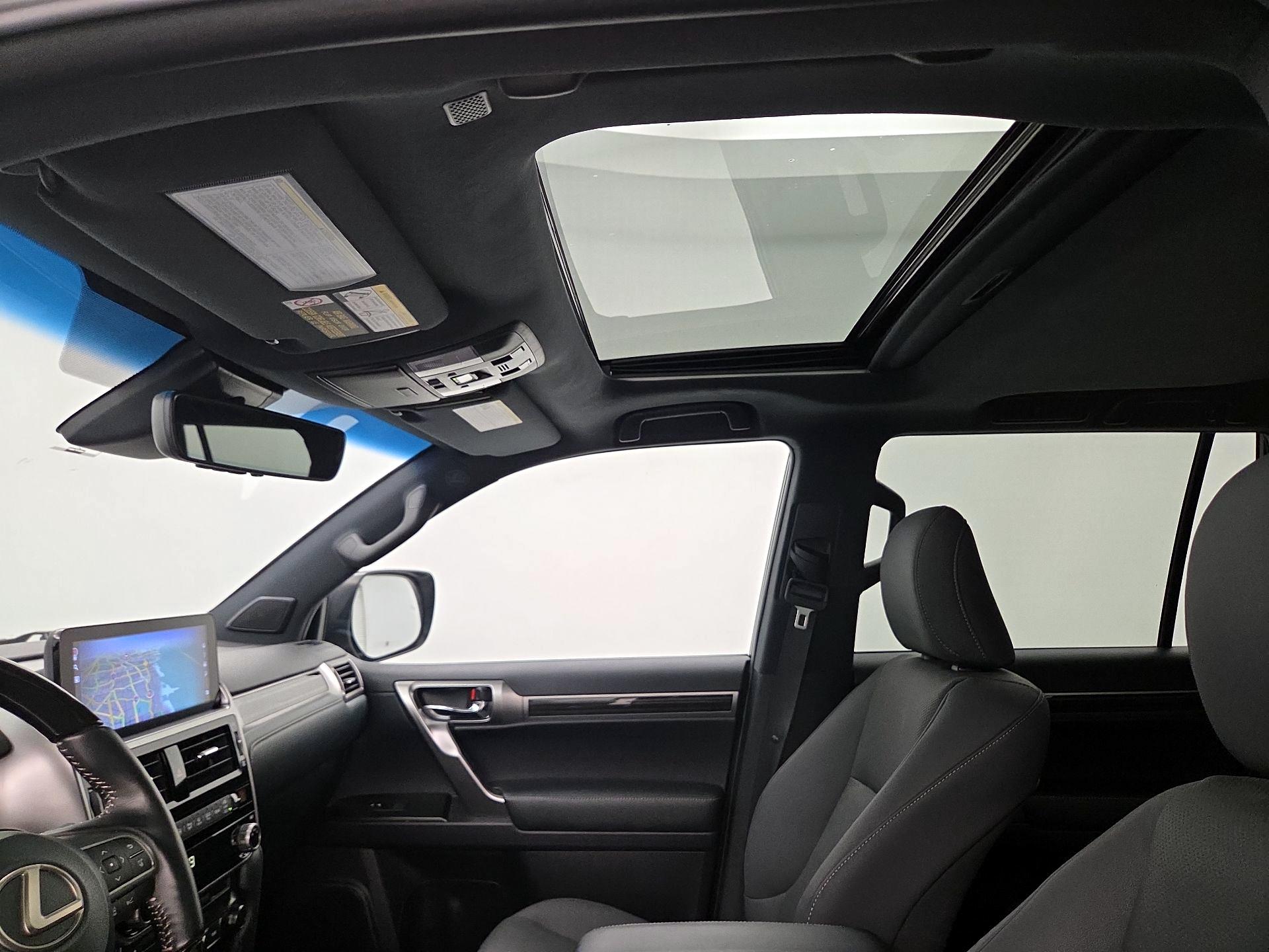 Thumbnail: 2023 Lexus GX - 20