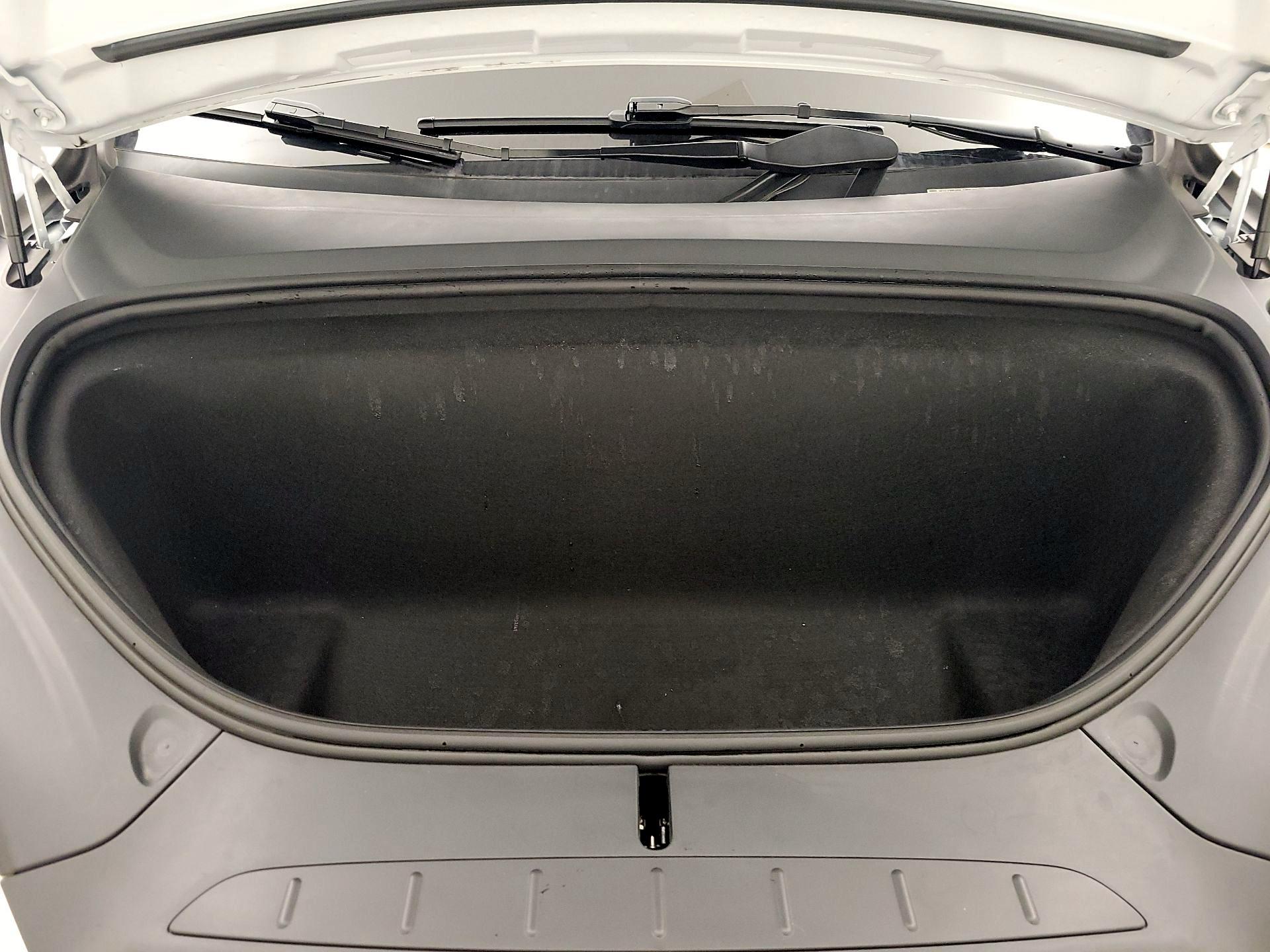 Thumbnail: 2022 Tesla Model X - 20