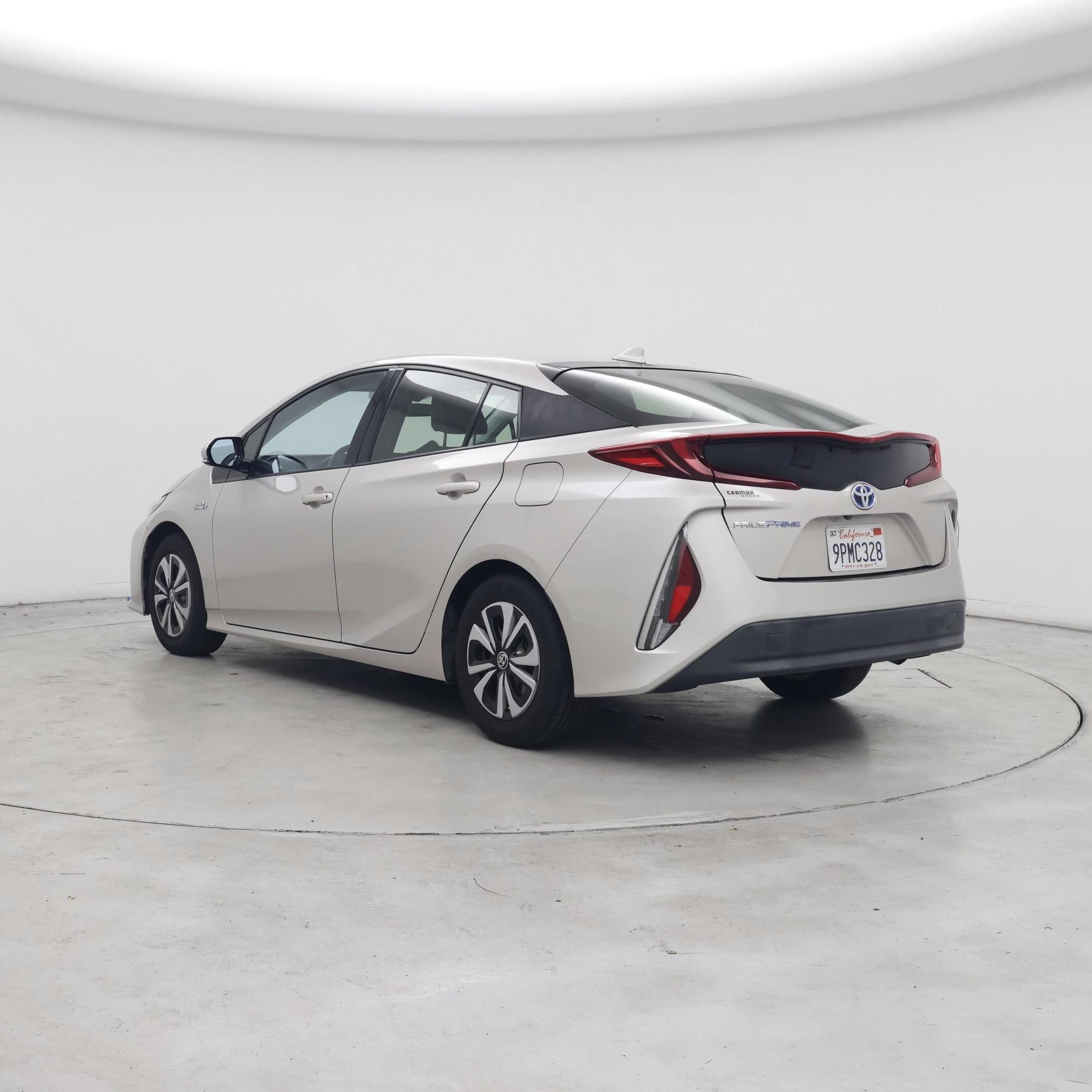 Thumbnail: 2017 Toyota Prius Prime - 2