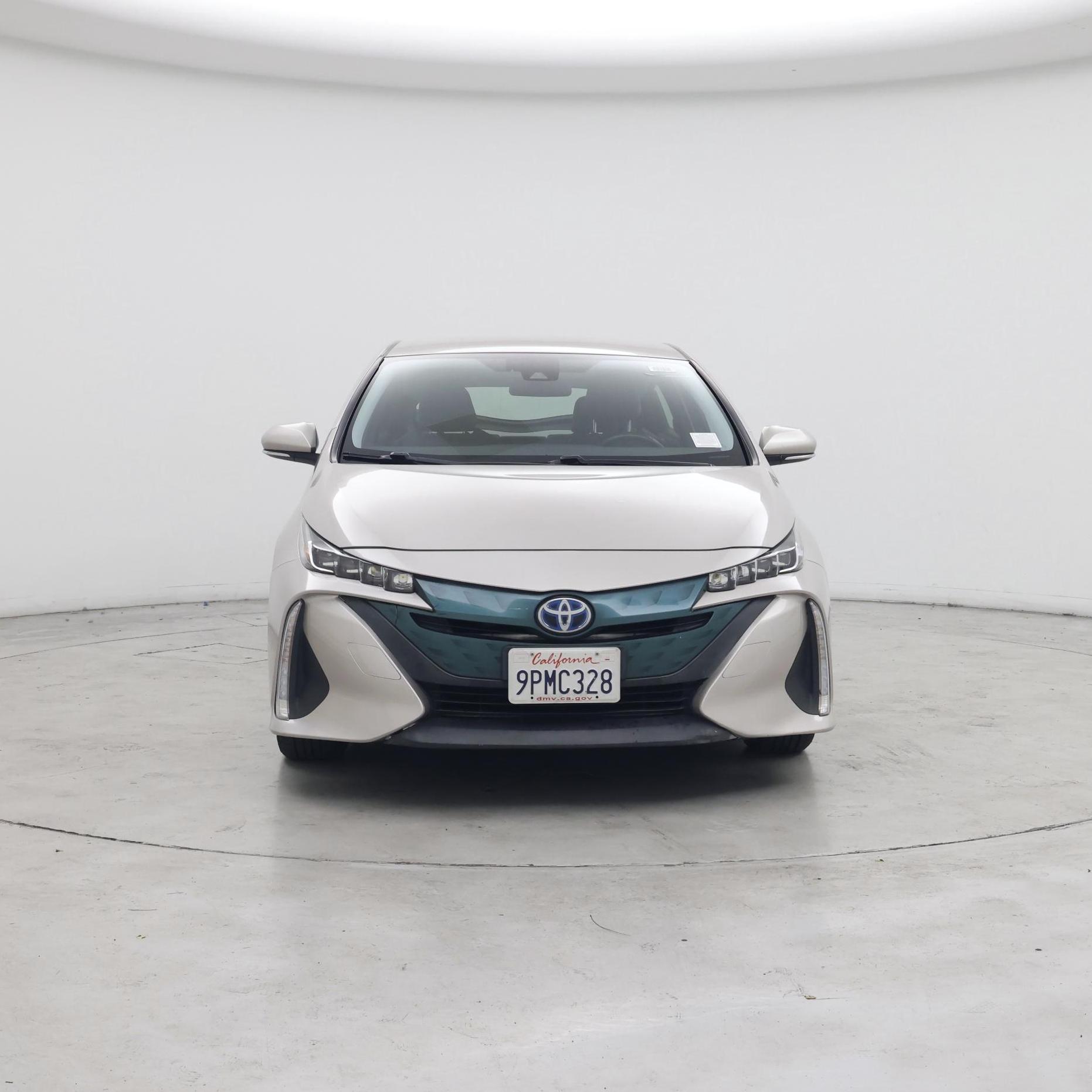 Thumbnail: 2017 Toyota Prius Prime - 5