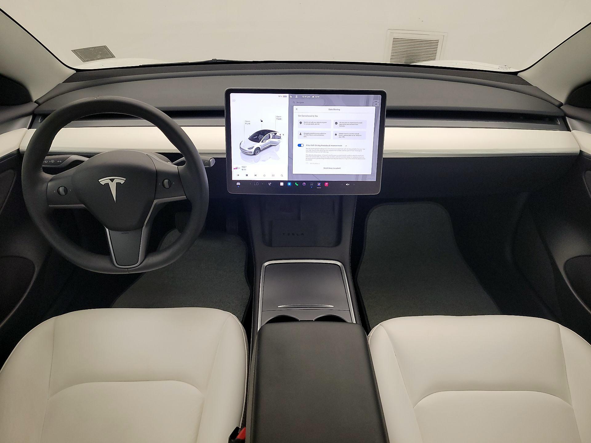 Thumbnail: 2022 Tesla Model 3 - 9