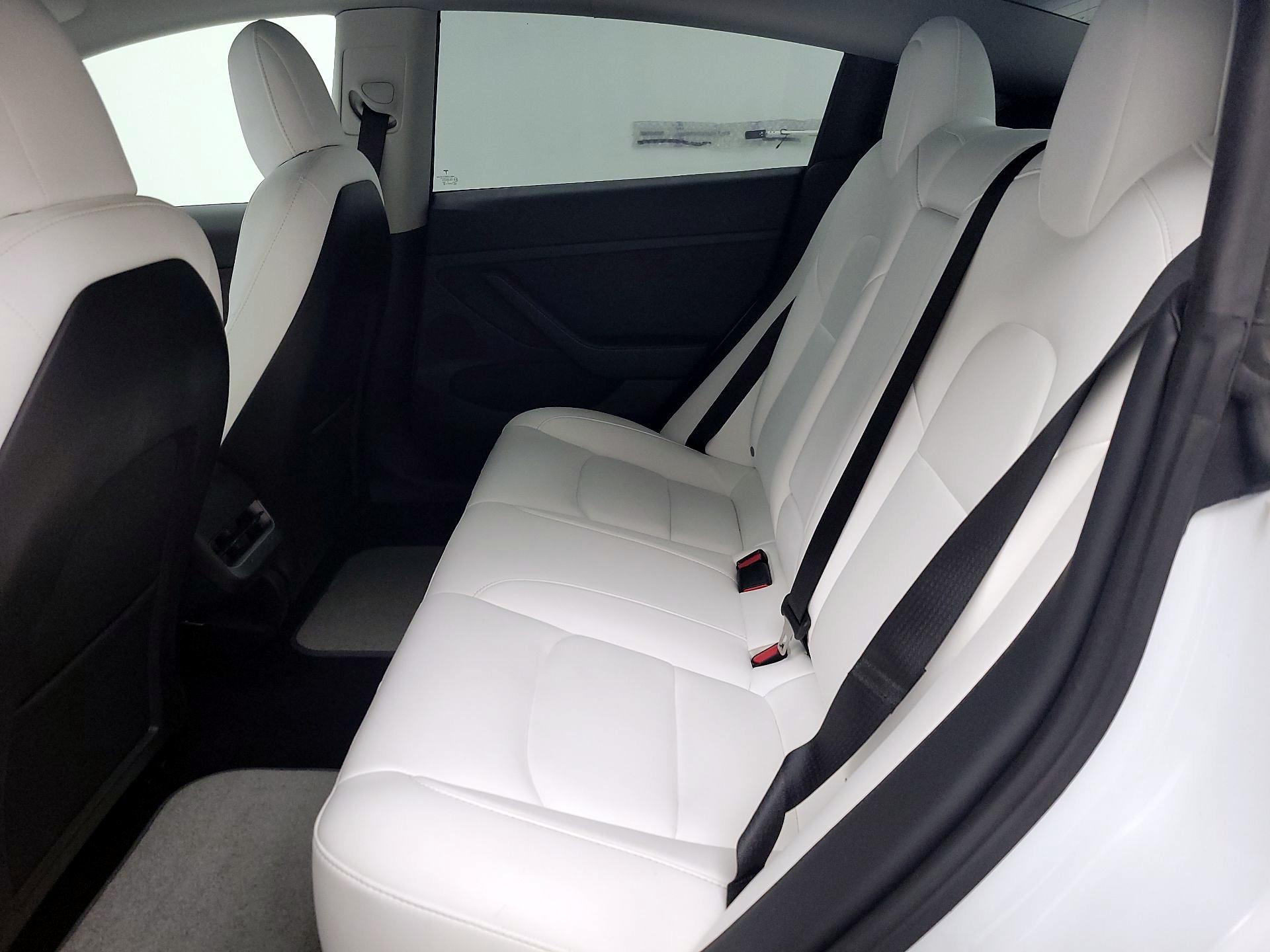 Thumbnail: 2022 Tesla Model 3 - 18