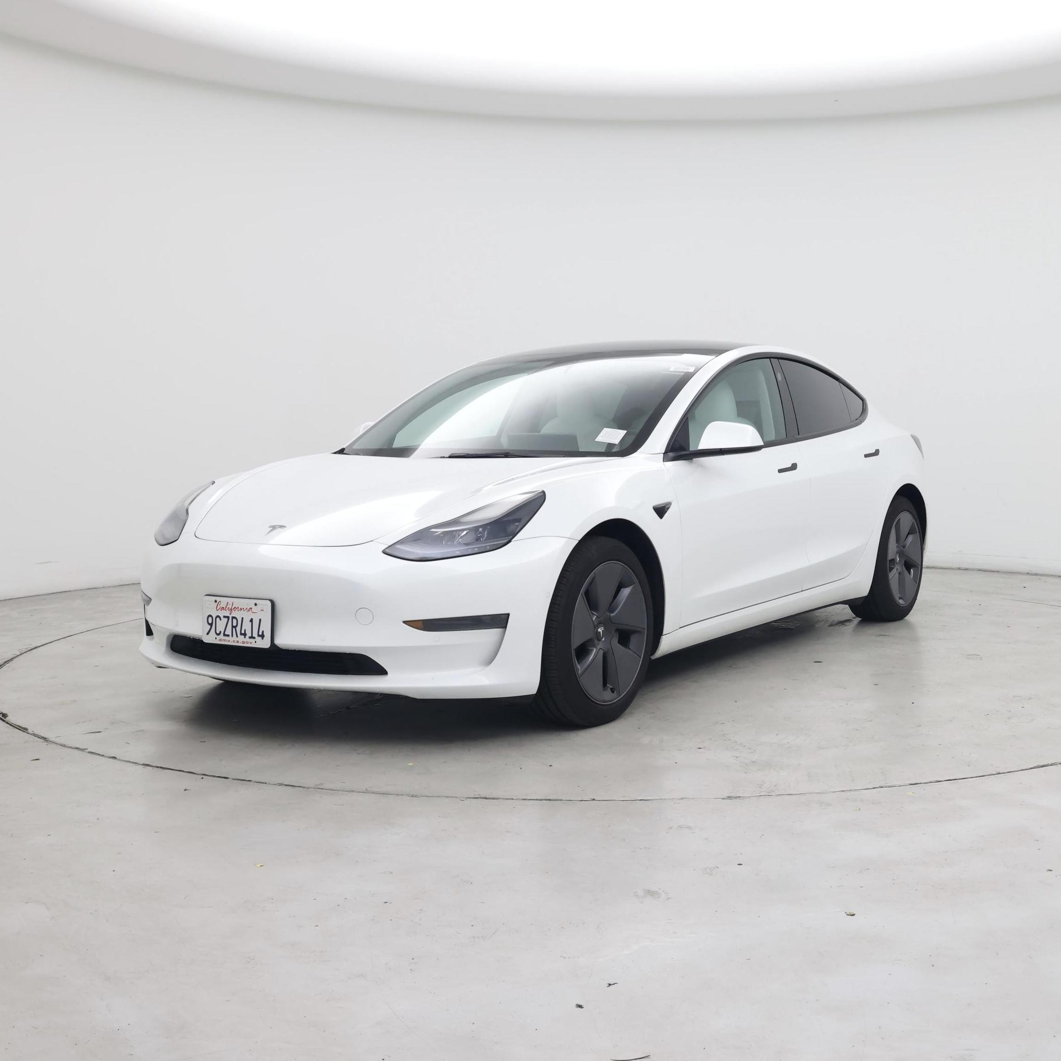 Thumbnail: 2022 Tesla Model 3 - 4