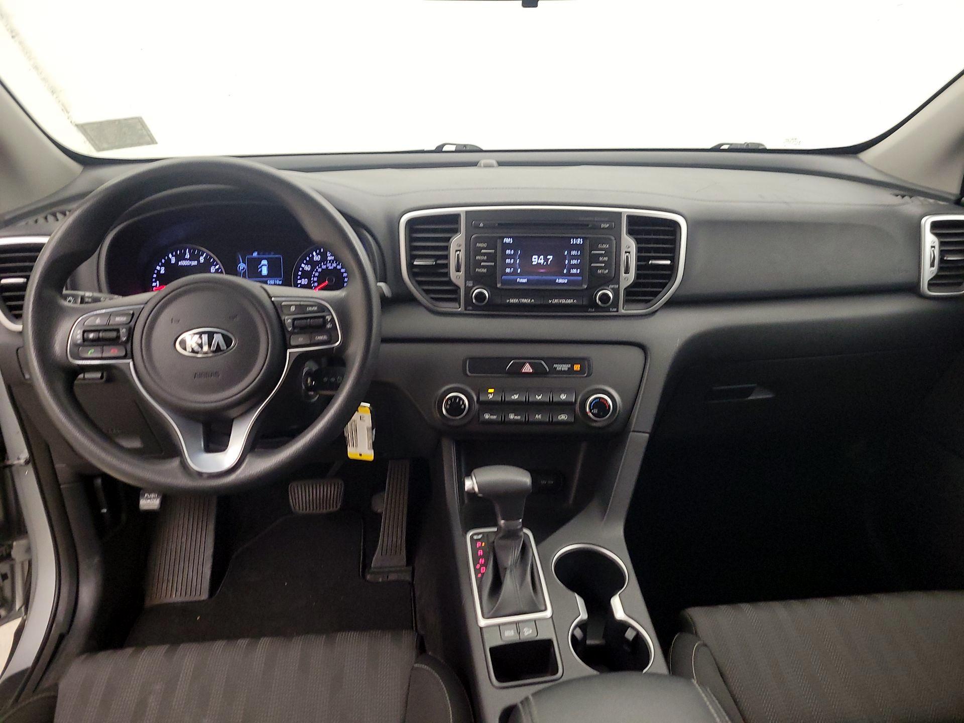 Thumbnail: 2017 Kia Sportage - 9