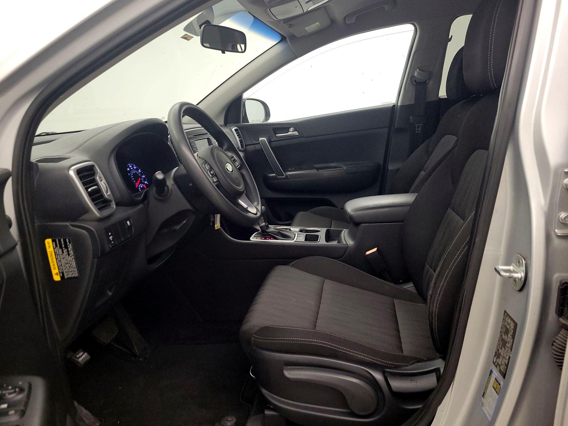 Thumbnail: 2017 Kia Sportage - 11