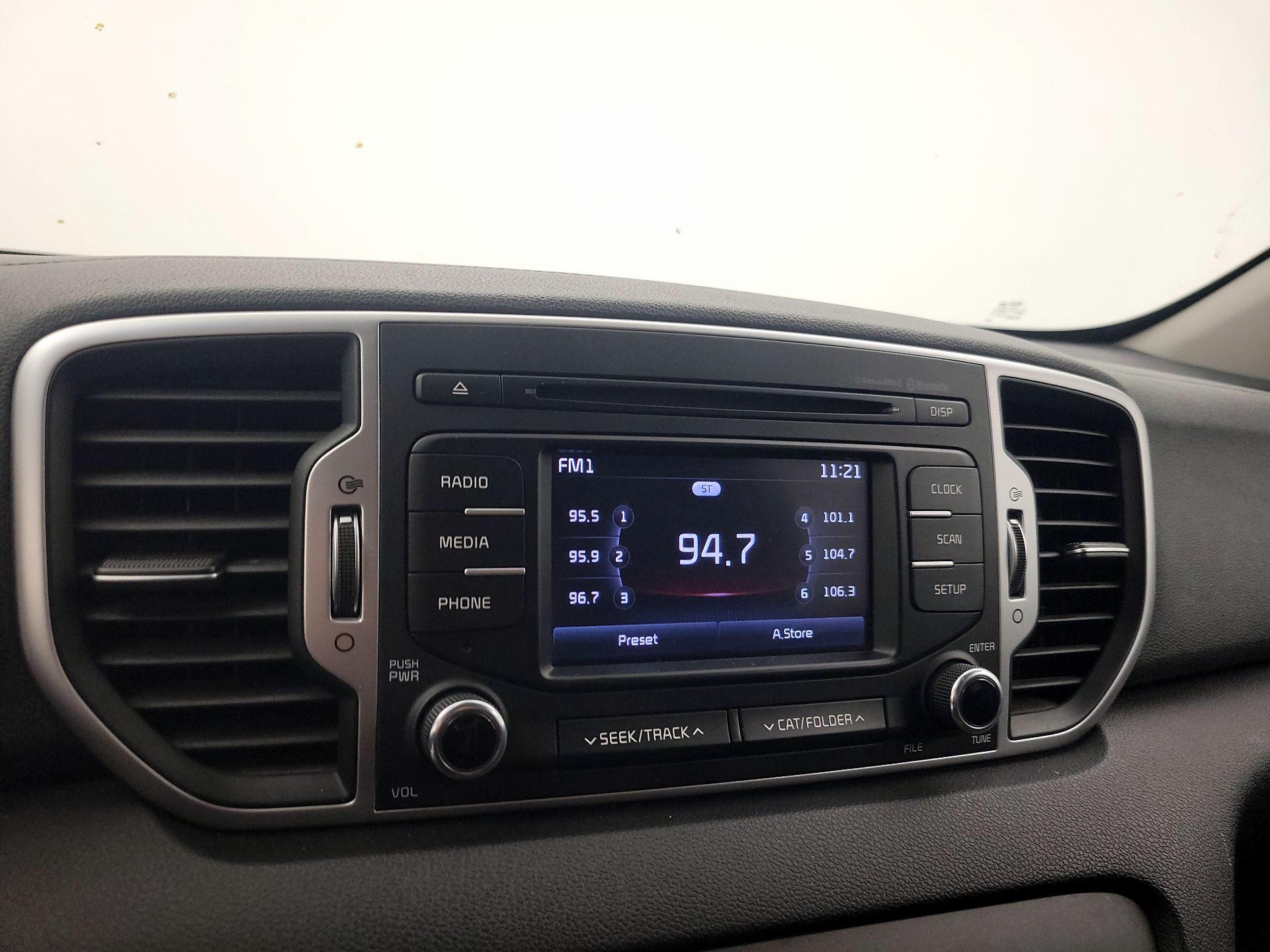 Thumbnail: 2017 Kia Sportage - 15