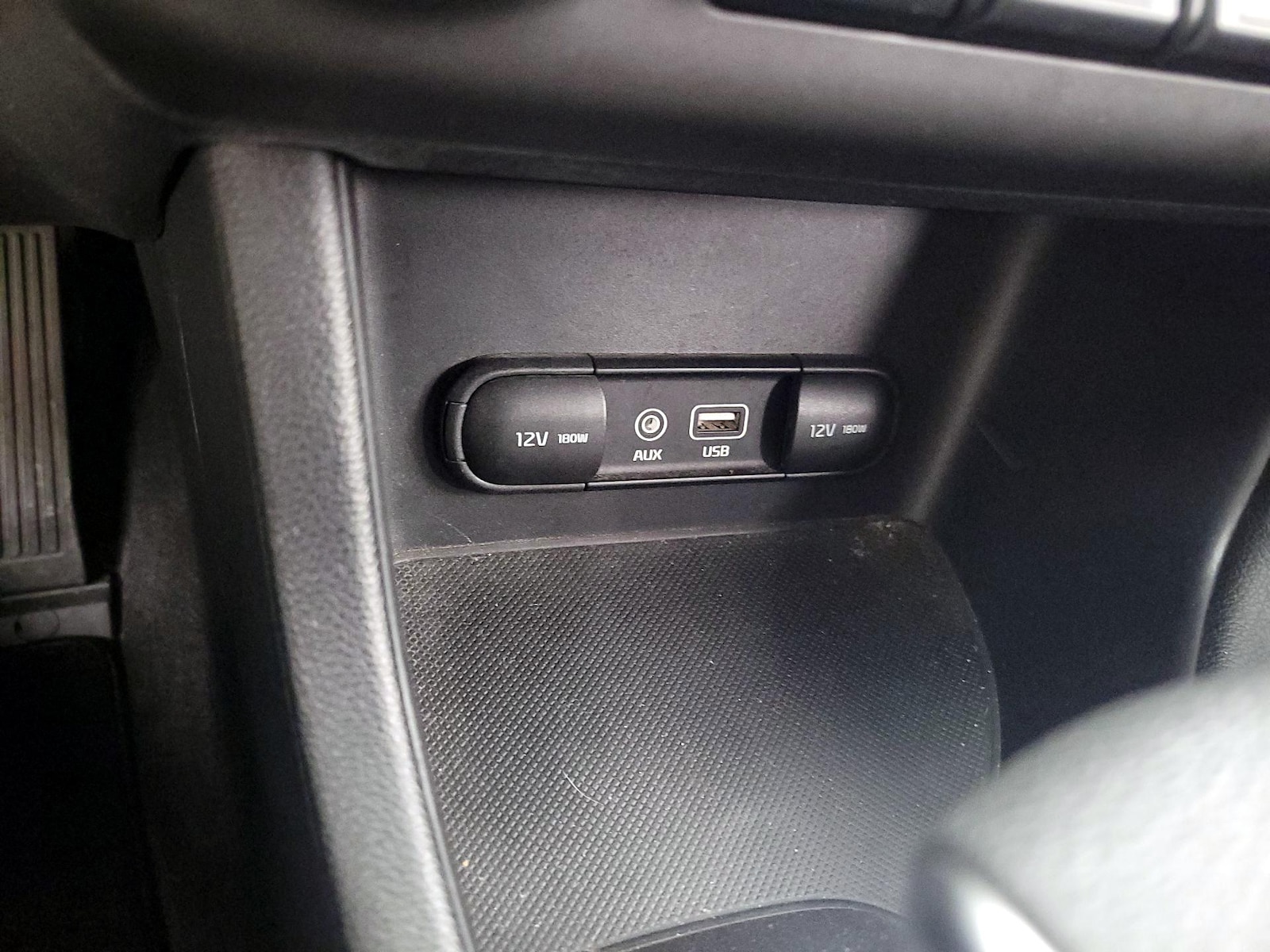 2017 Kia Sportage LX - Photo 19