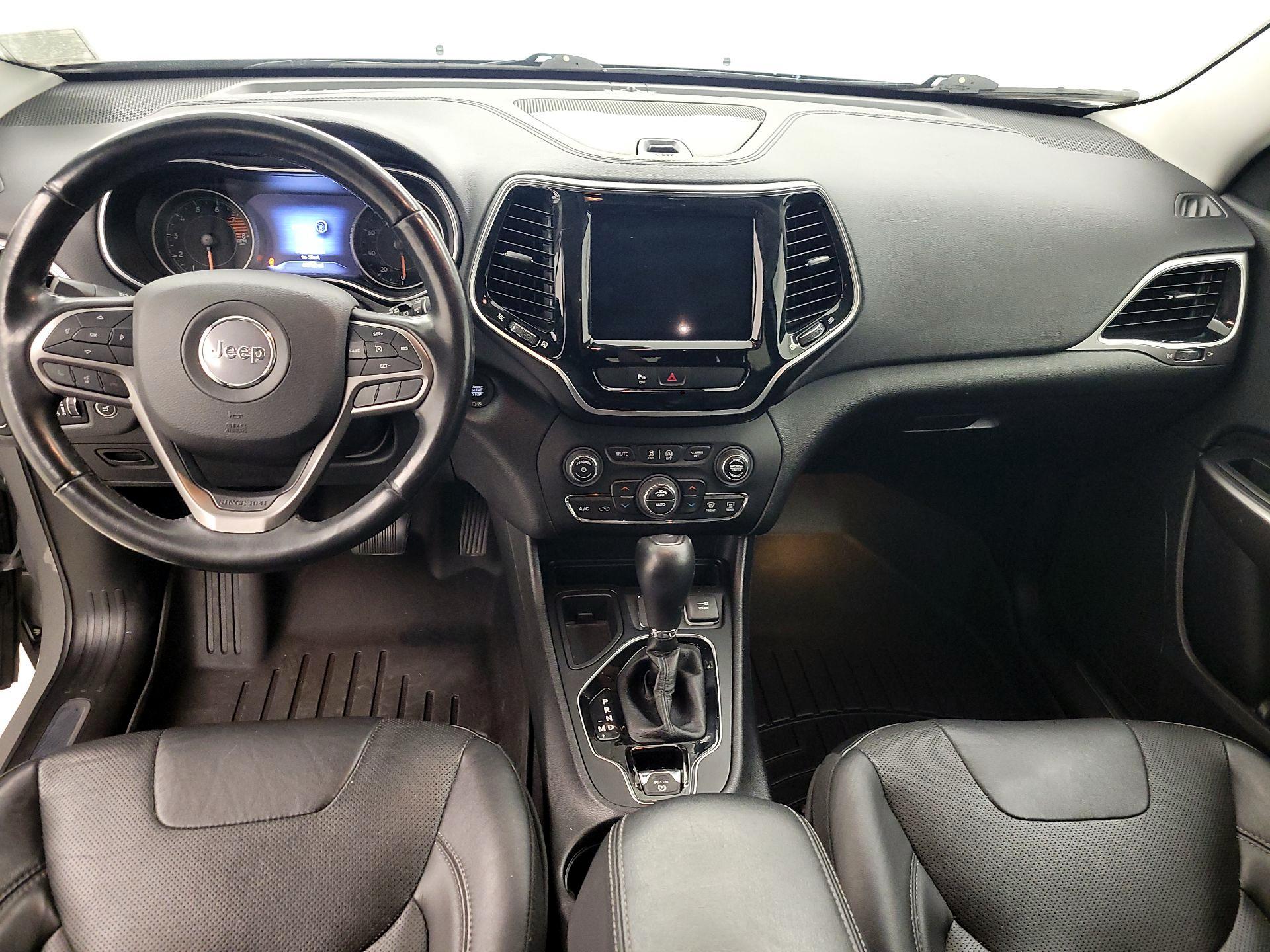 Thumbnail: 2019 Jeep Cherokee - 9