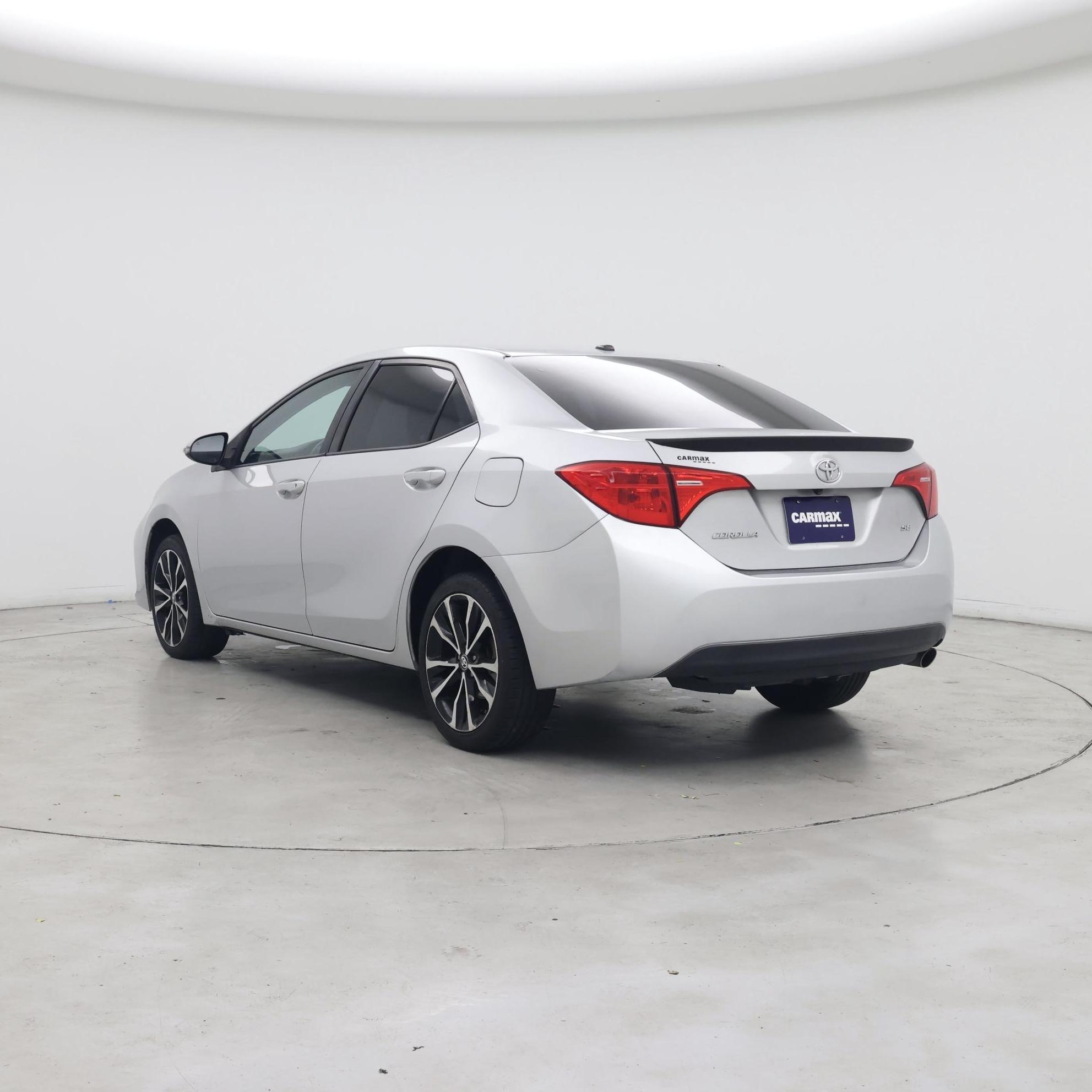 Thumbnail: 2017 Toyota Corolla - 2