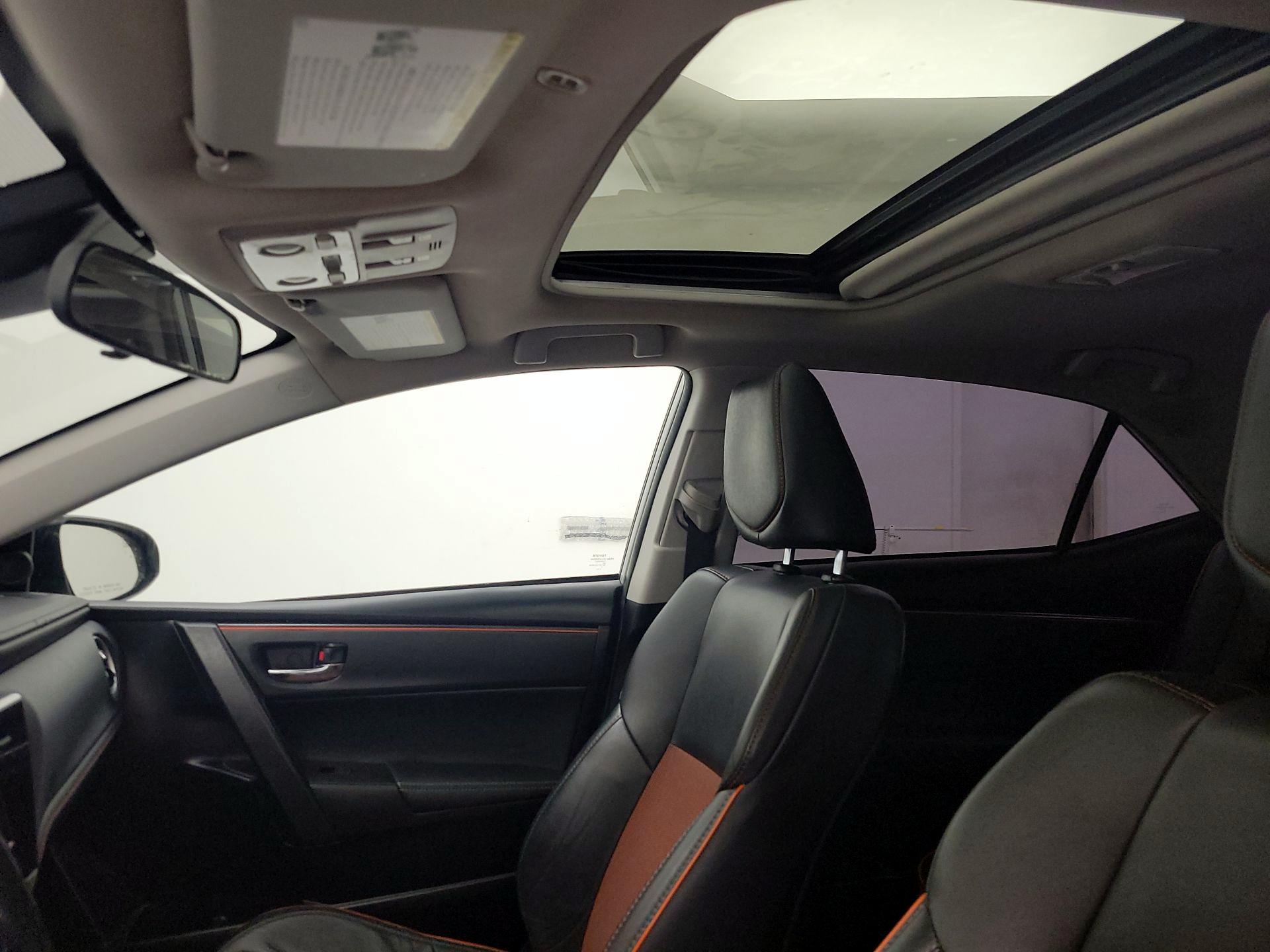 Thumbnail: 2017 Toyota Corolla - 19