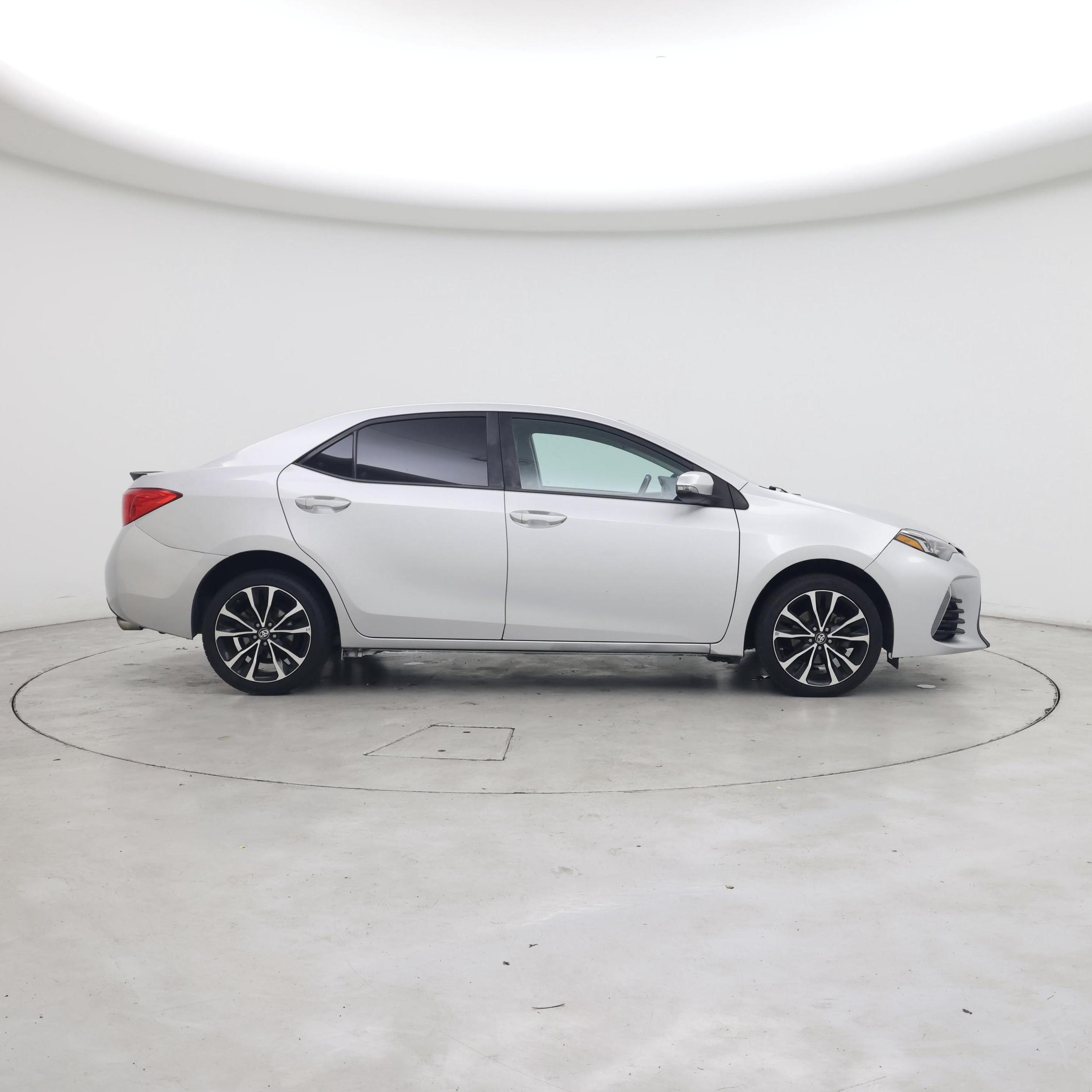 Thumbnail: 2017 Toyota Corolla - 7