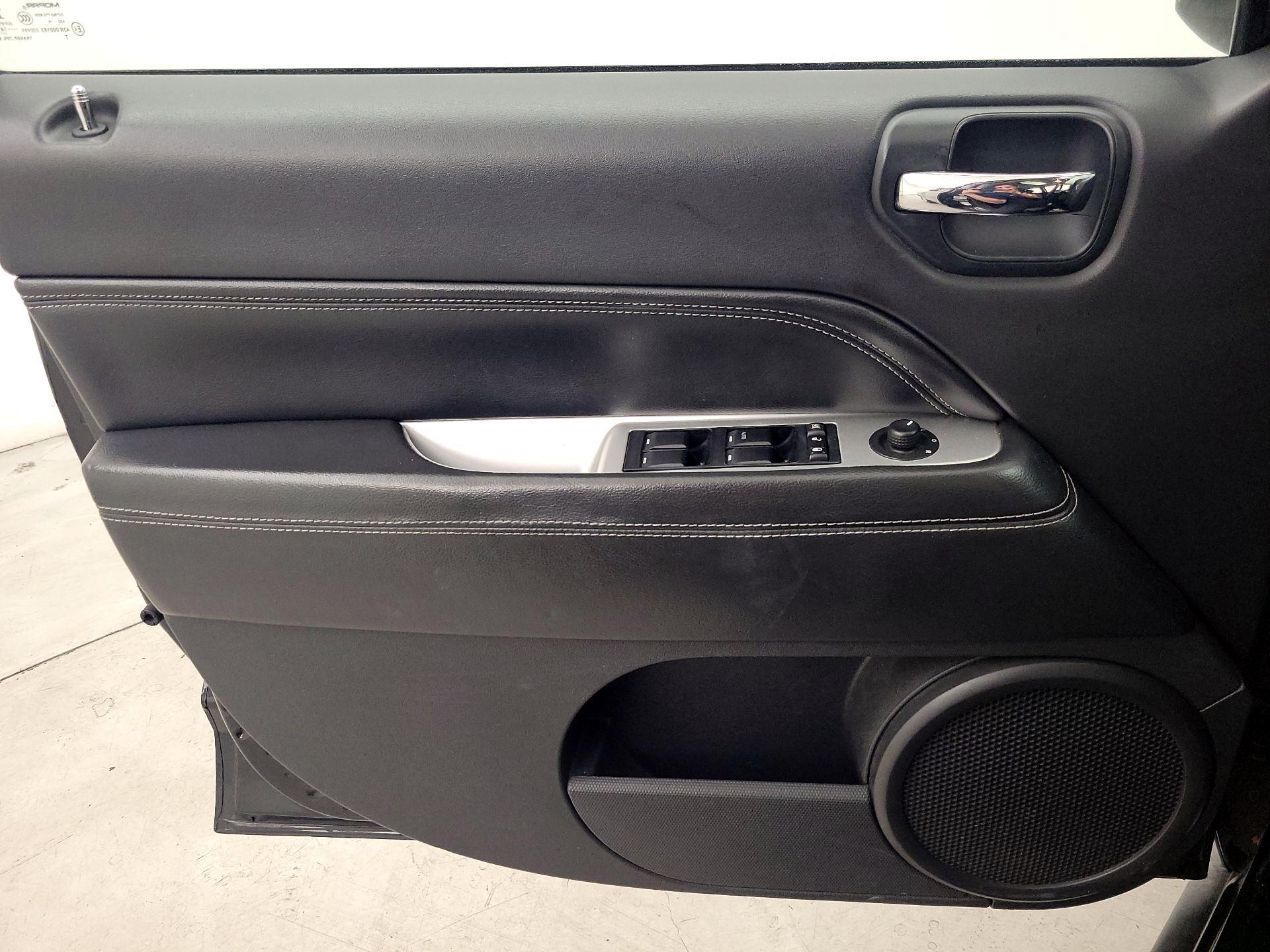 Thumbnail: 2014 Jeep Compass - 12