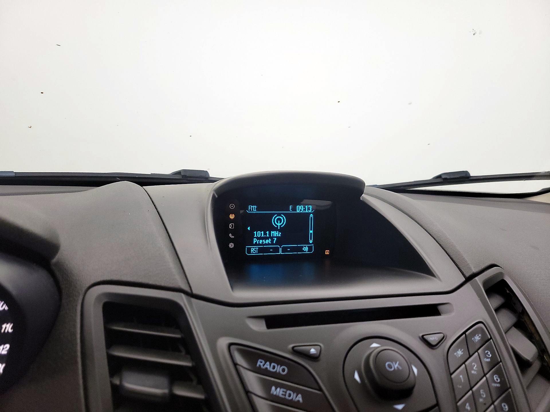 Thumbnail: 2014 Ford Fiesta - 14