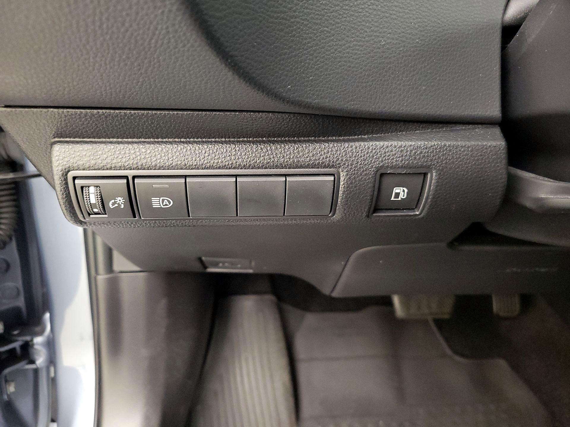 Thumbnail: 2022 Toyota Corolla - 13