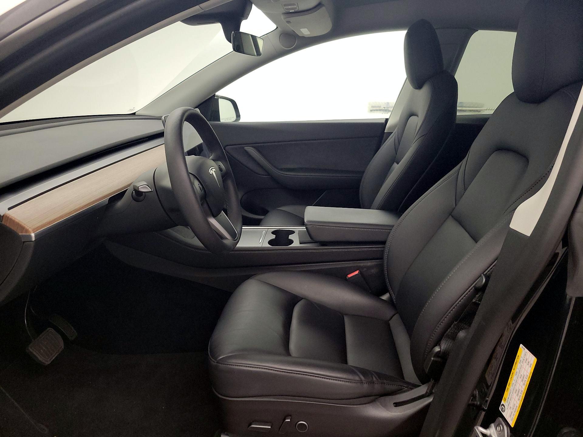 Thumbnail: 2022 Tesla Model Y - 11