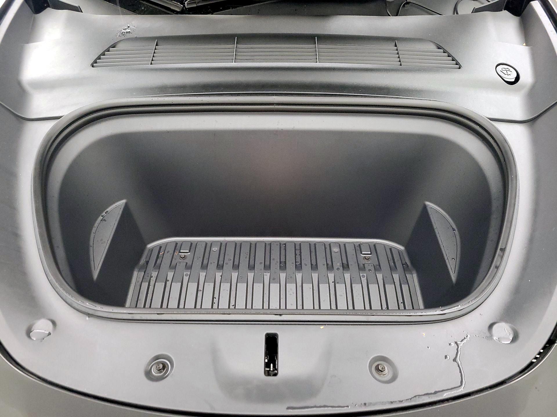 Thumbnail: 2022 Tesla Model Y - 20