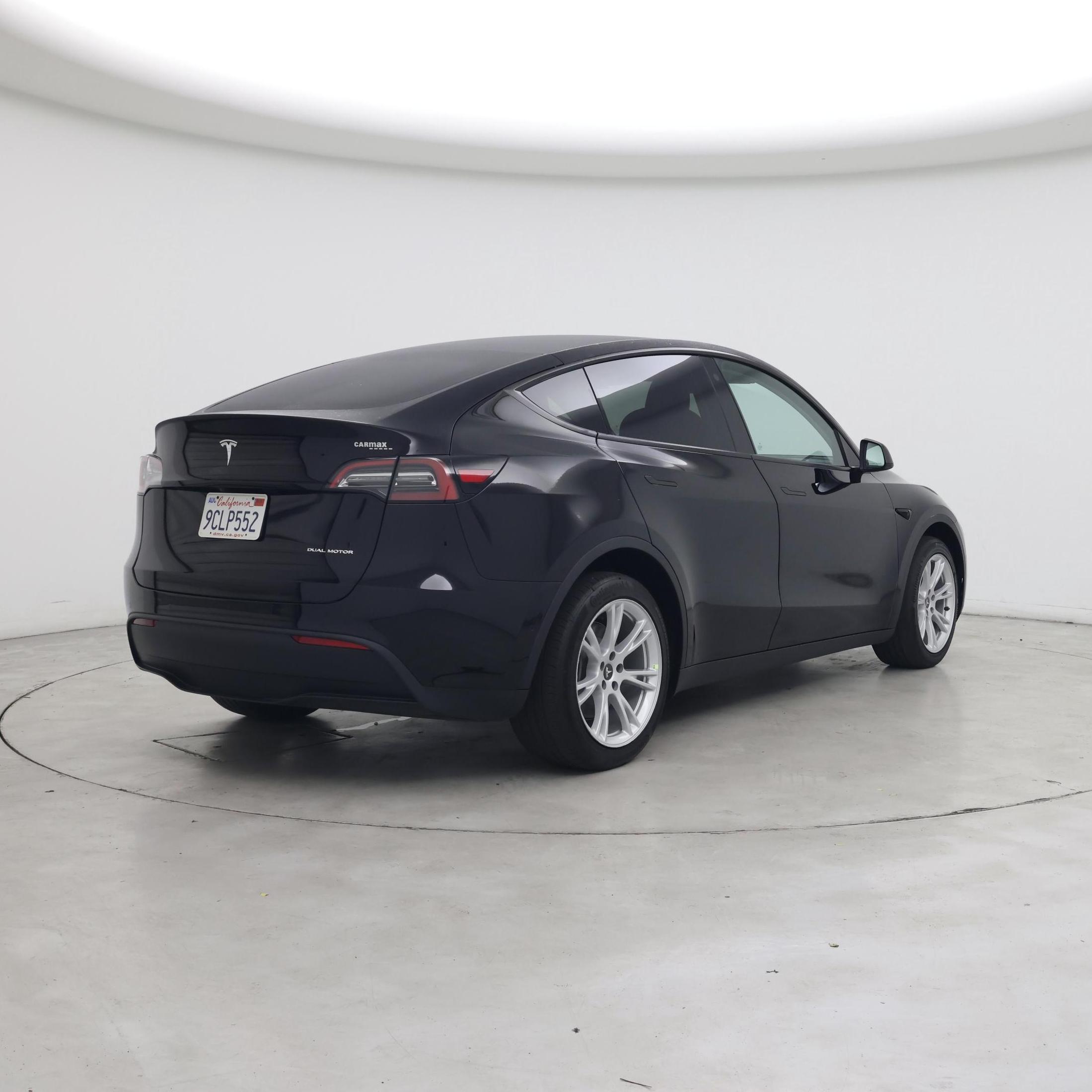 Thumbnail: 2022 Tesla Model Y - 8