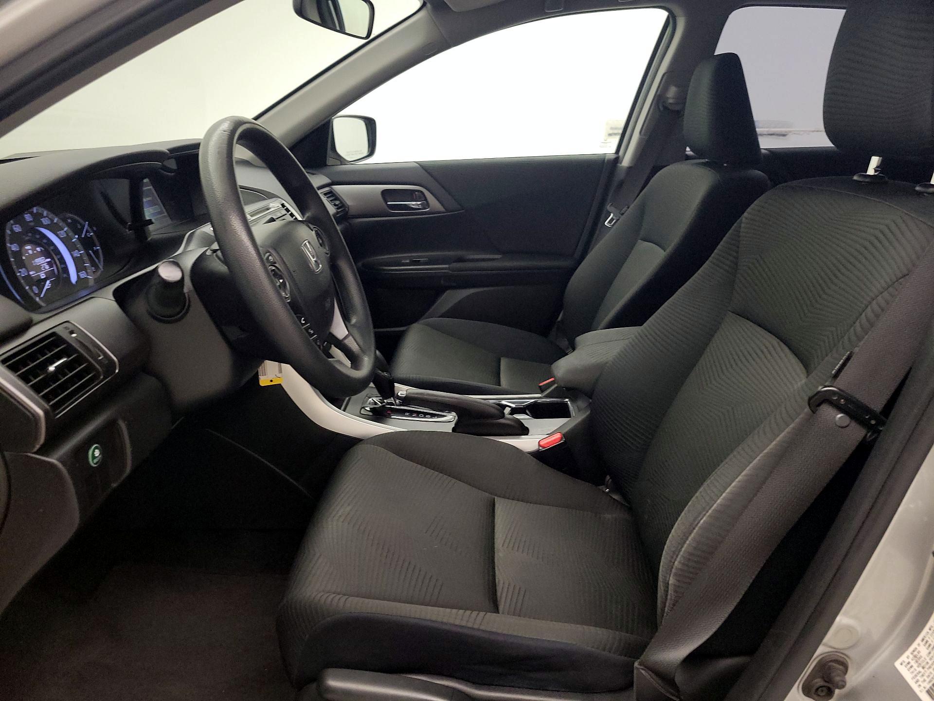 Thumbnail: 2015 Honda Accord - 11