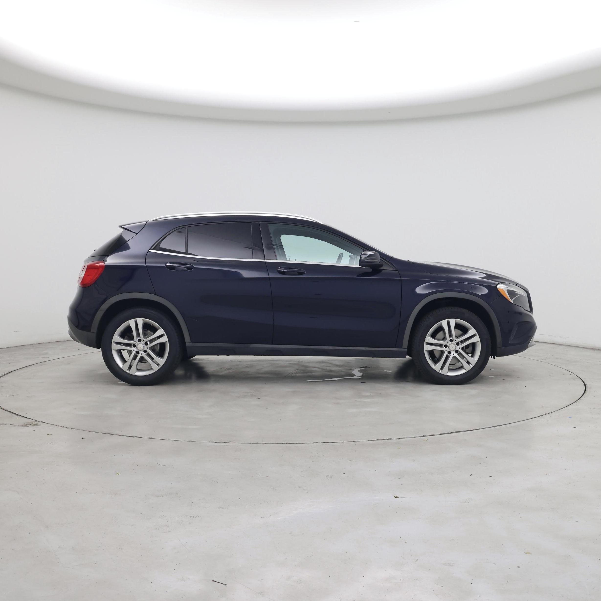 Thumbnail: 2017 Mercedes-Benz GLA - 7