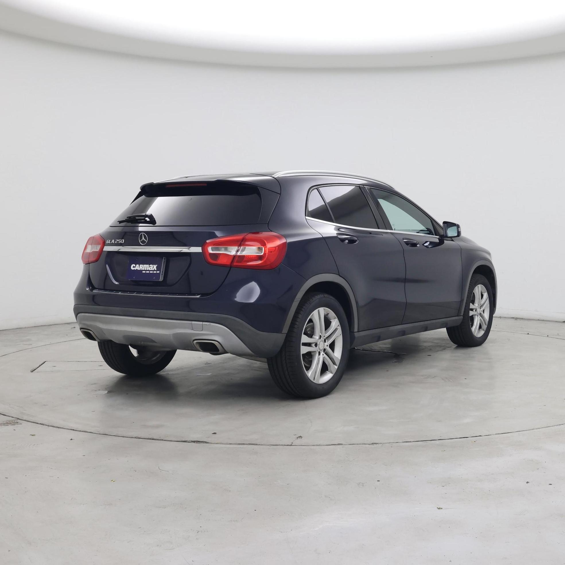 Thumbnail: 2017 Mercedes-Benz GLA - 8