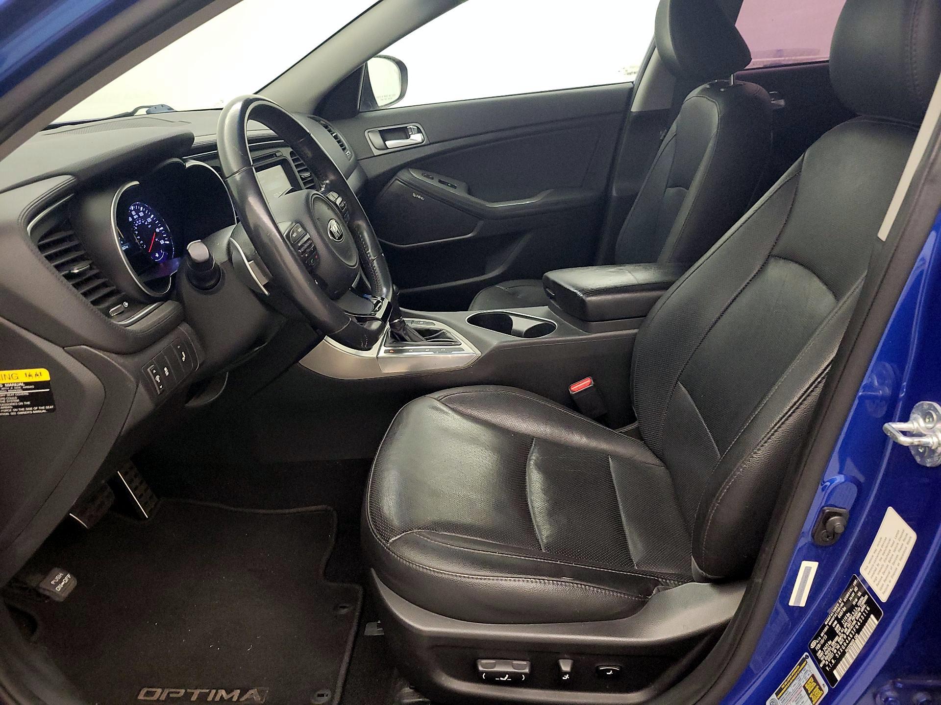 Thumbnail: 2015 Kia Optima - 11