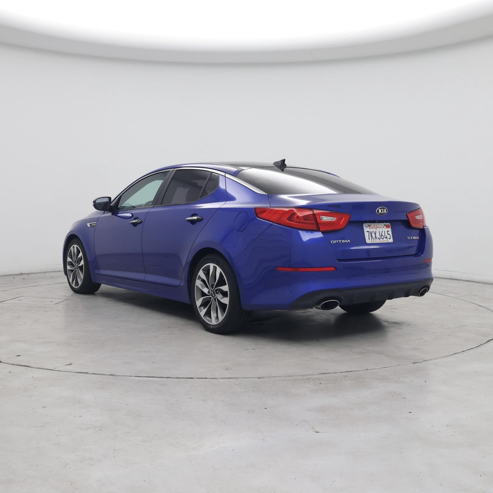 Thumbnail: 2015 Kia Optima - 2