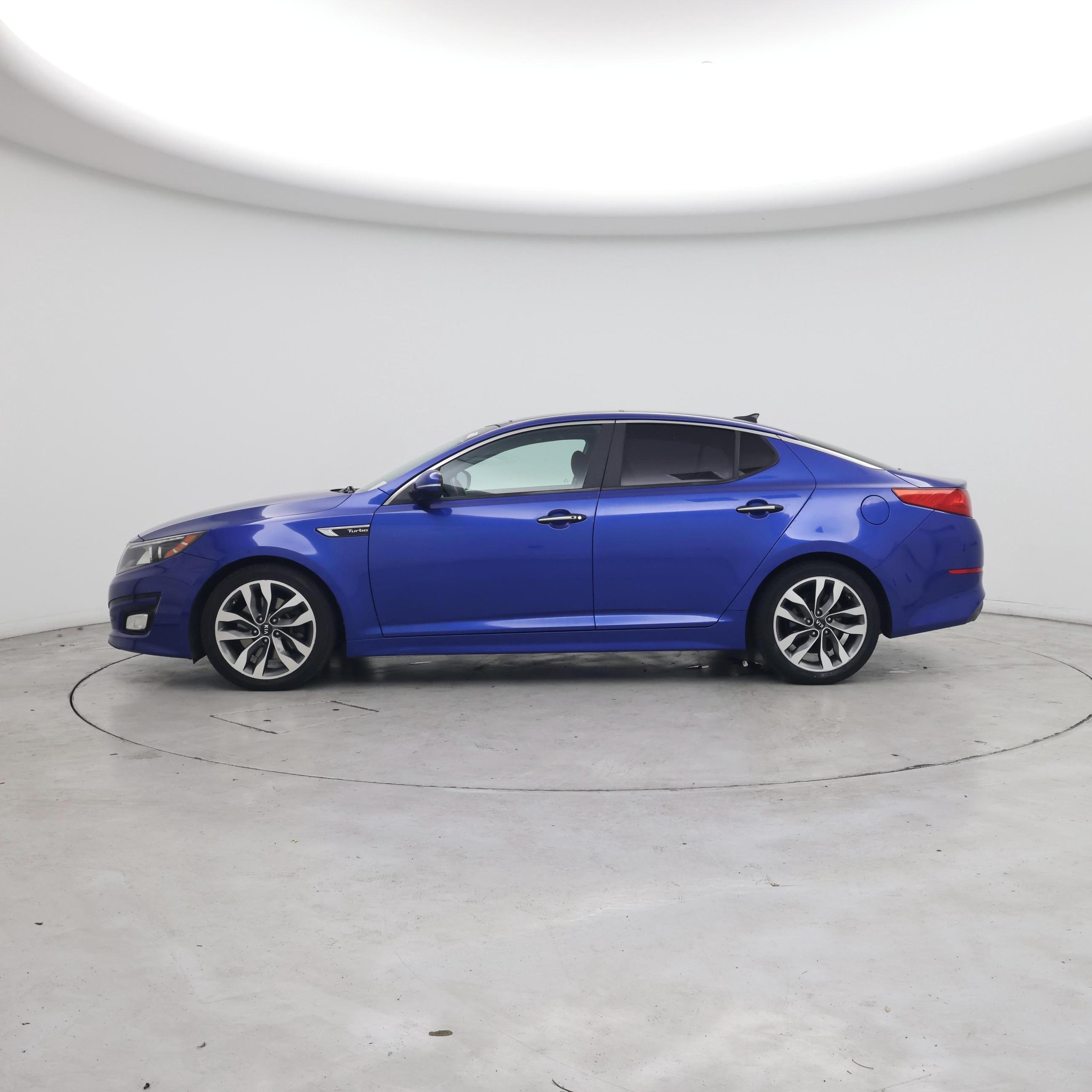 Thumbnail: 2015 Kia Optima - 3
