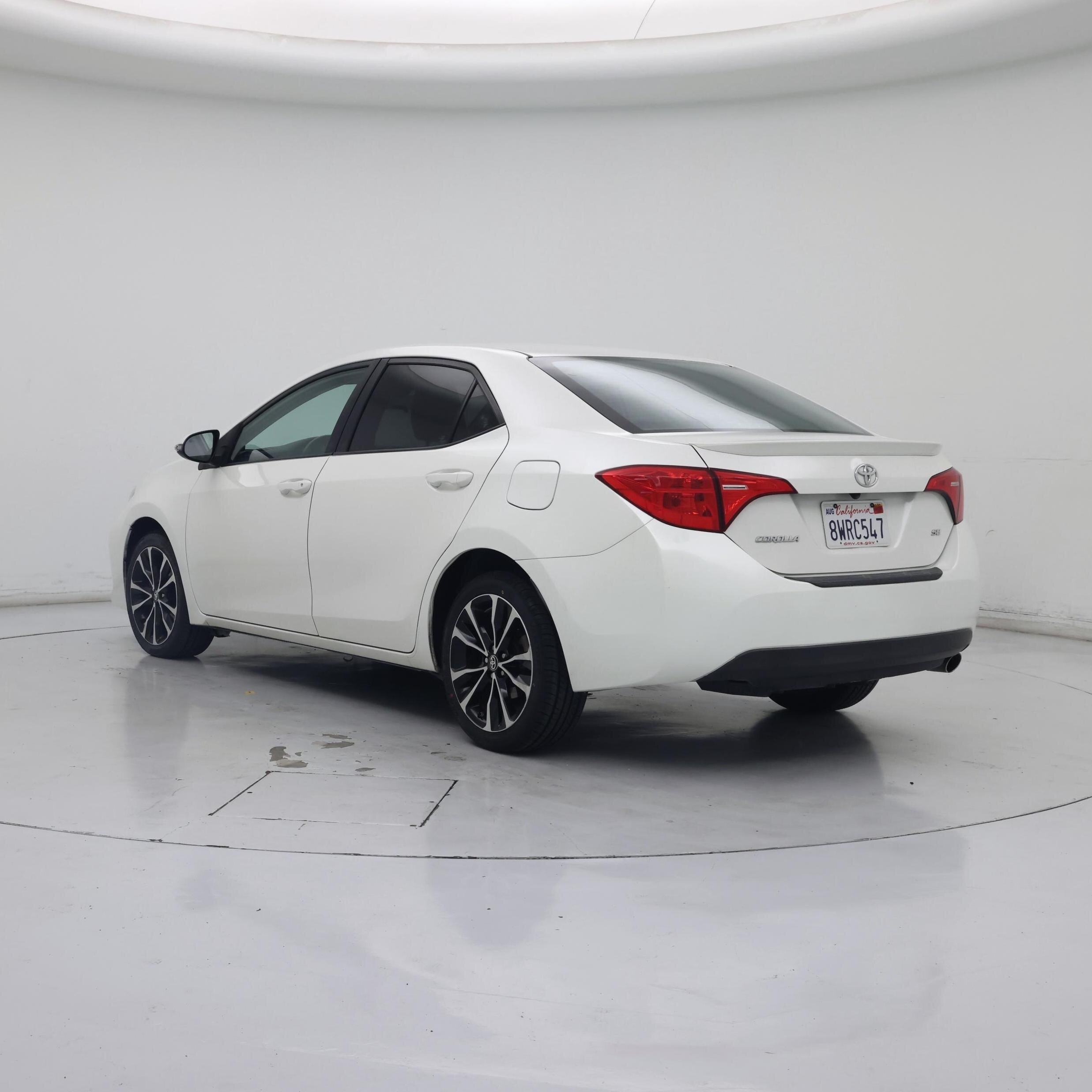 Thumbnail: 2018 Toyota Corolla - 2