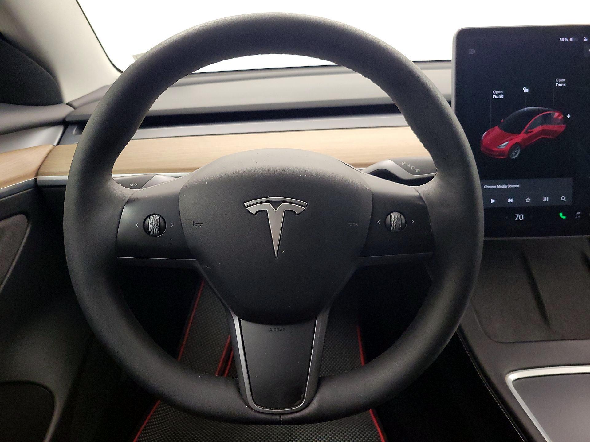 Thumbnail: 2021 Tesla Model 3 - 10