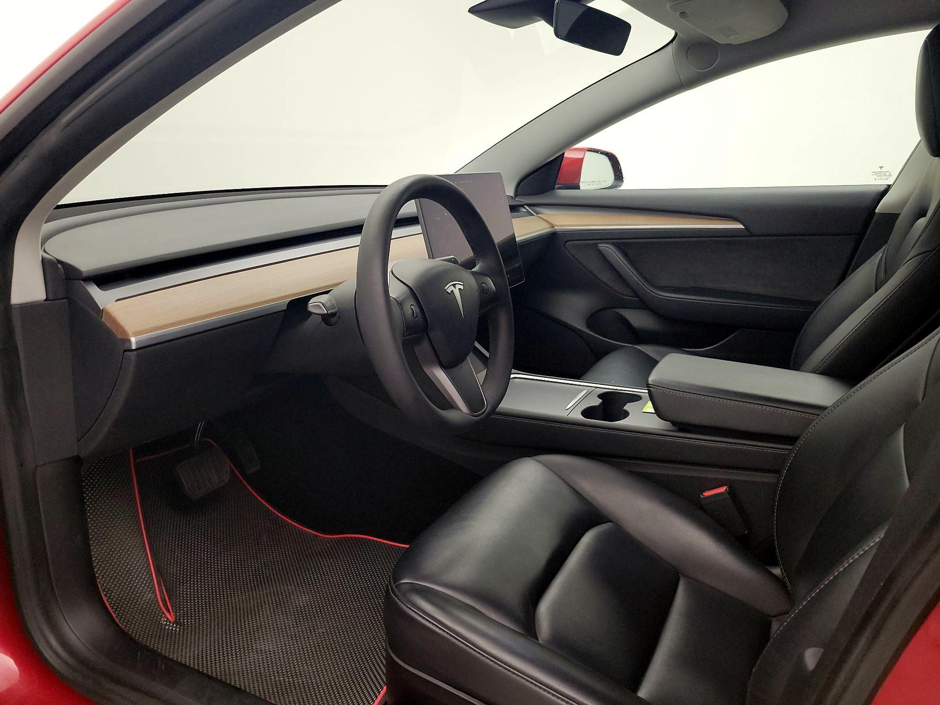 Thumbnail: 2021 Tesla Model 3 - 11