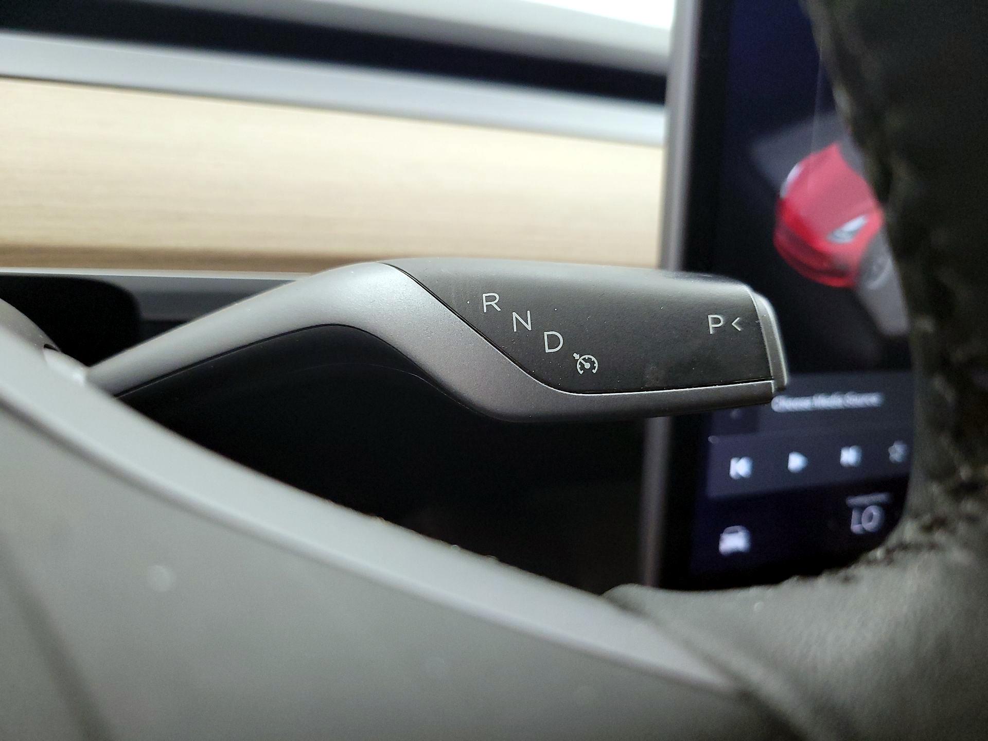 Thumbnail: 2021 Tesla Model 3 - 17