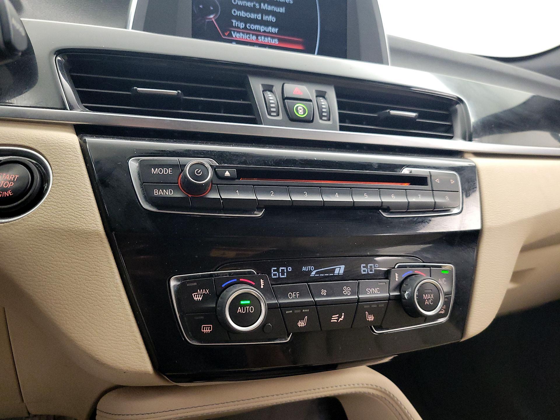 Thumbnail: 2016 BMW X1 - 16