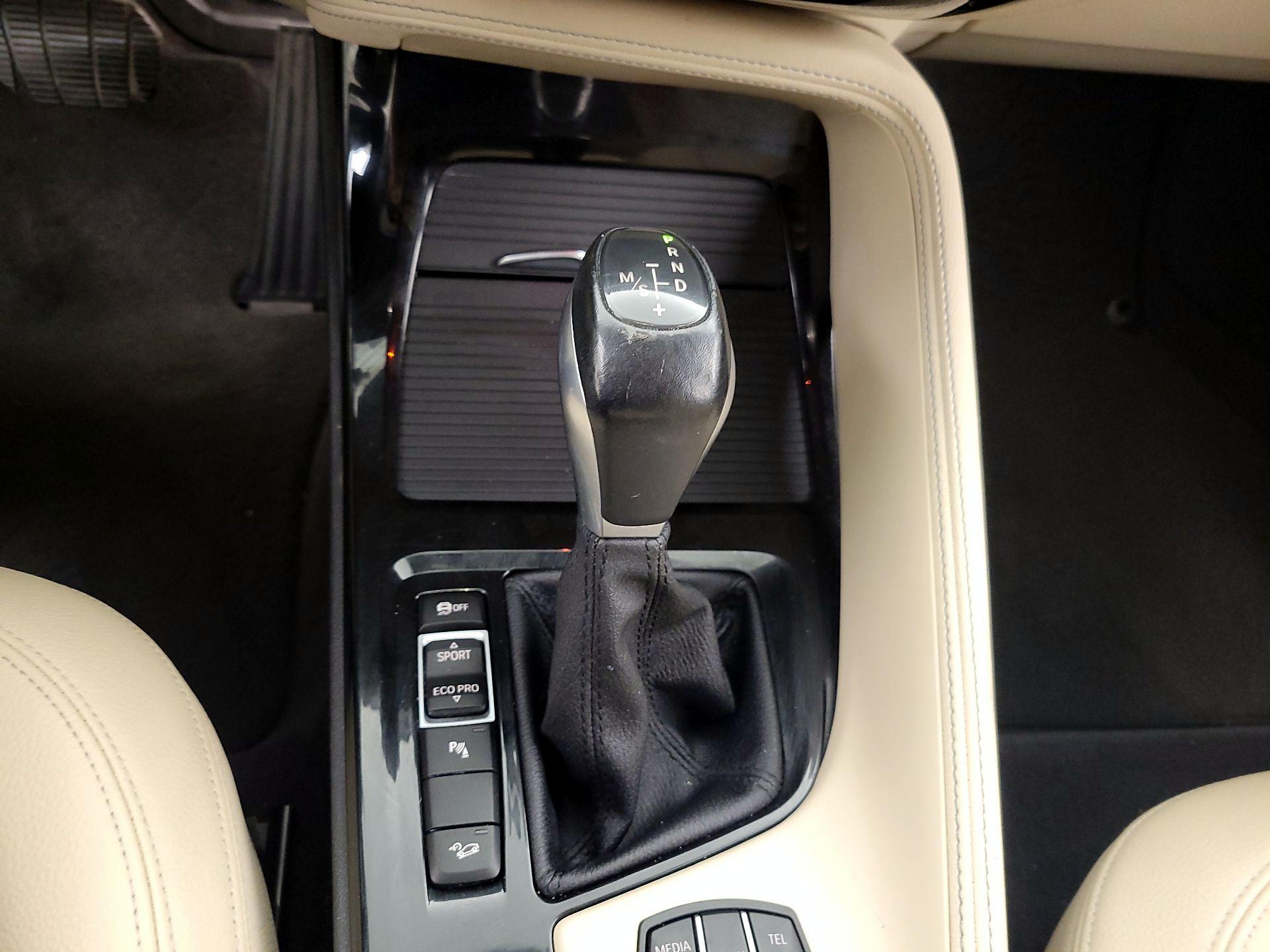 Thumbnail: 2016 BMW X1 - 17