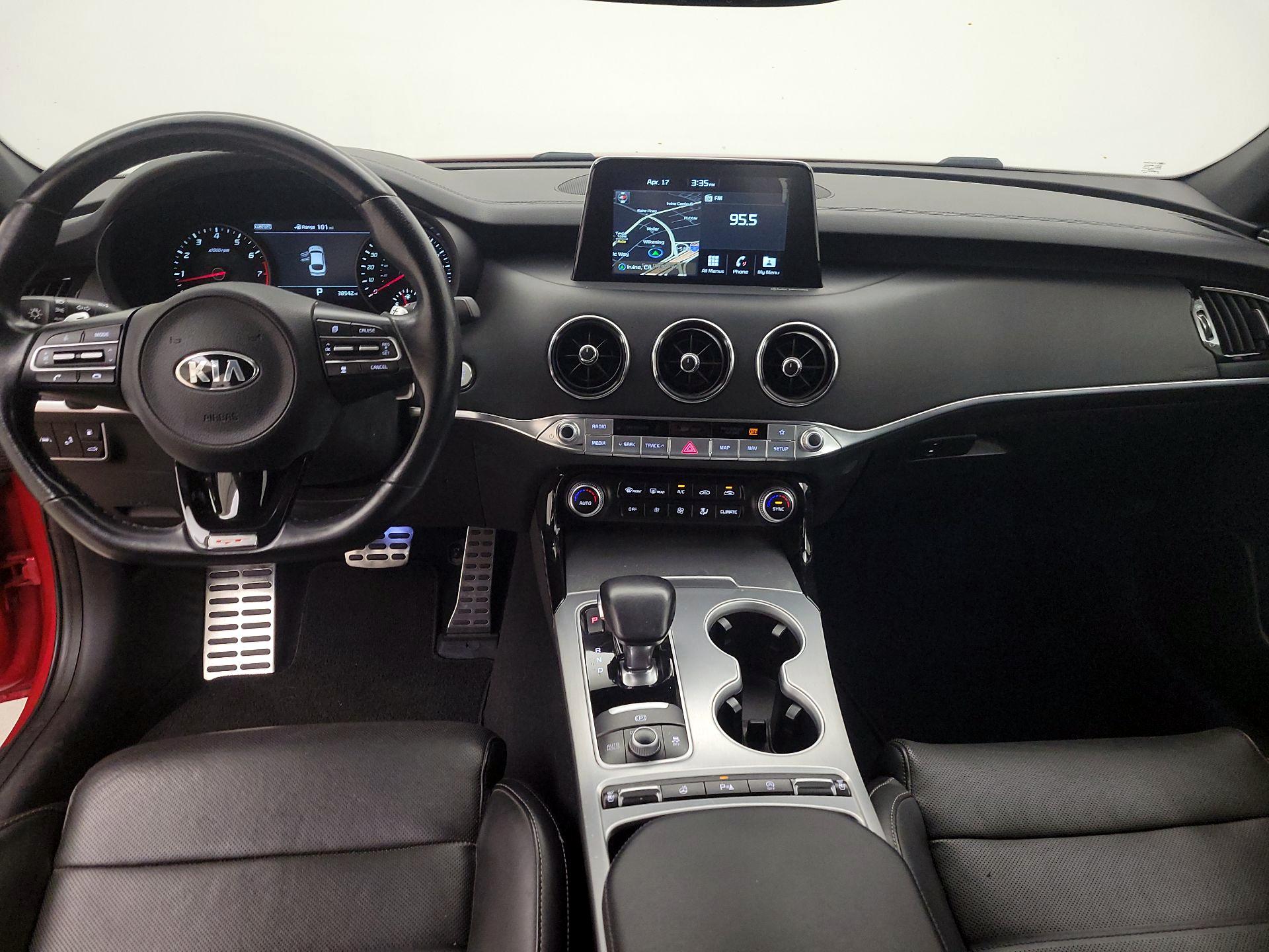 Thumbnail: 2018 Kia Stinger - 9