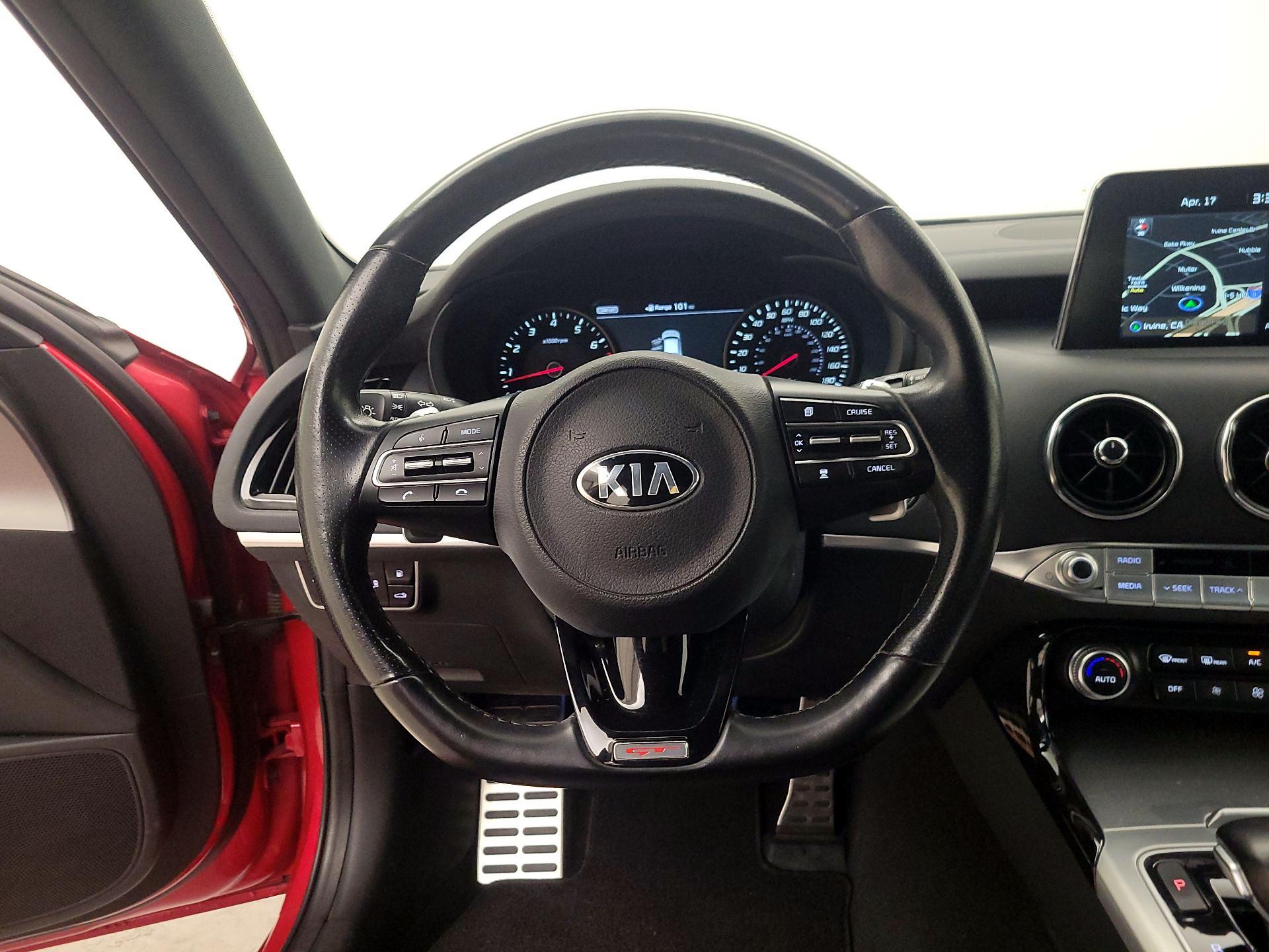 Thumbnail: 2018 Kia Stinger - 10