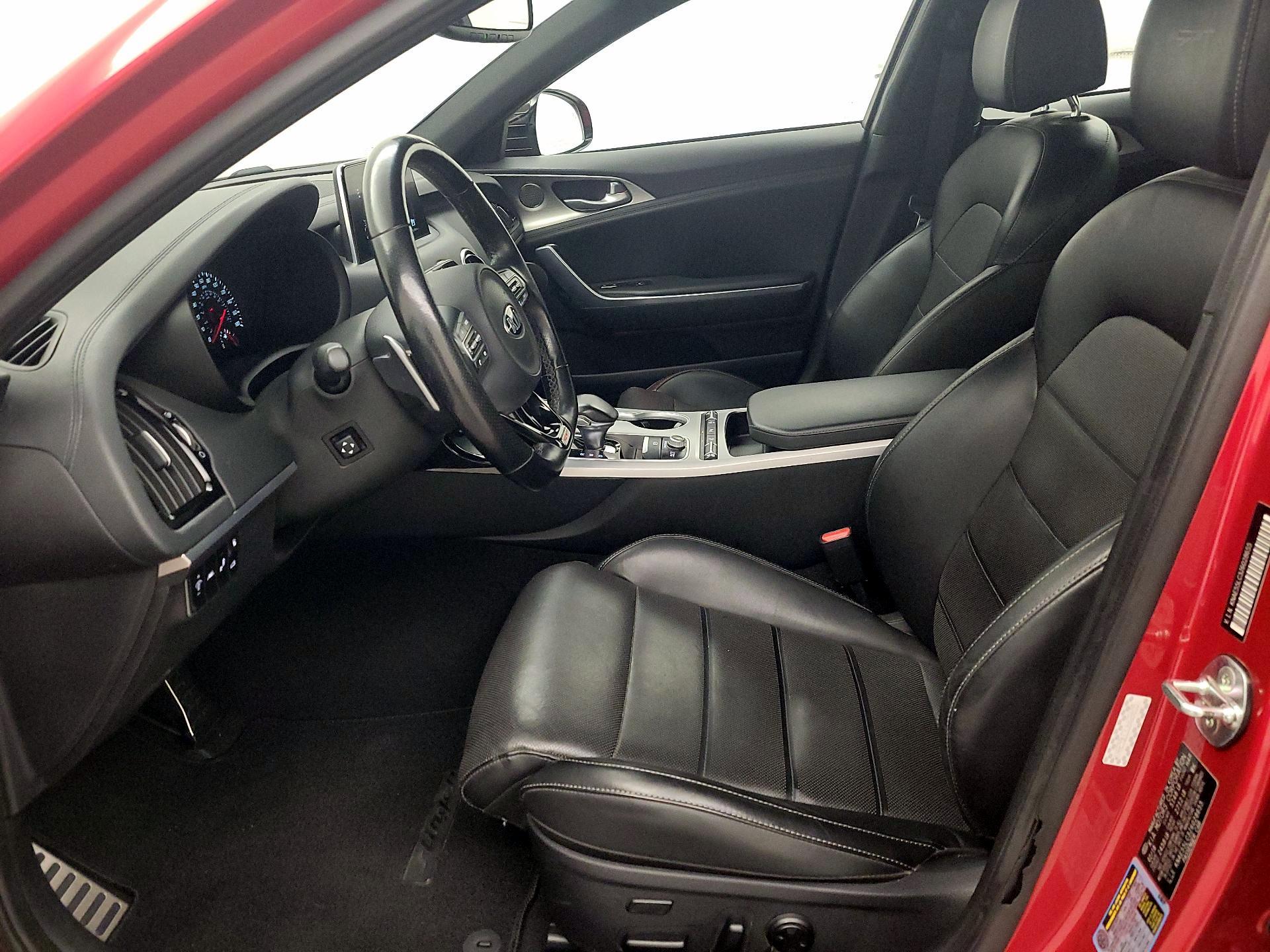 Thumbnail: 2018 Kia Stinger - 11