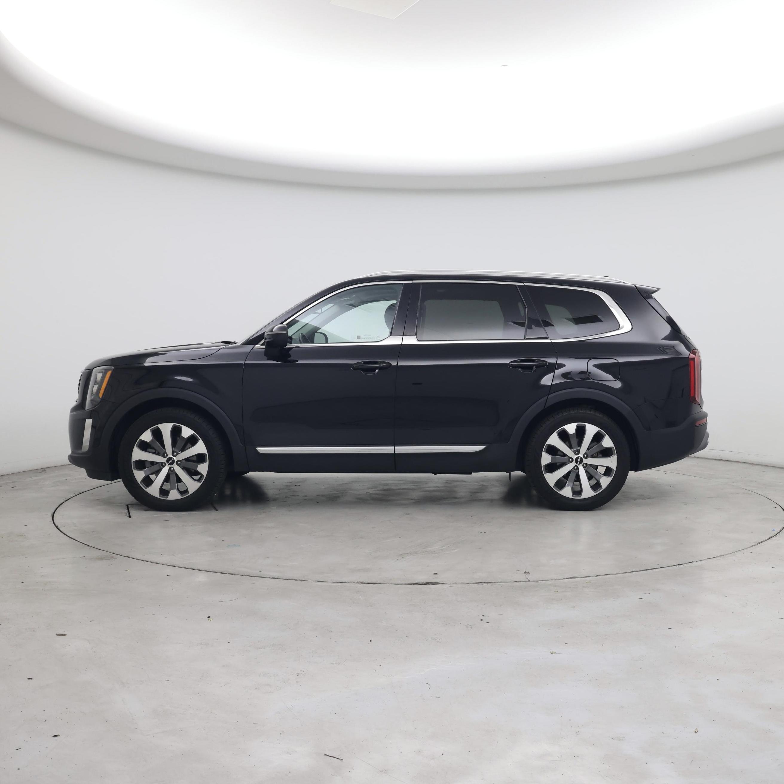 Thumbnail: 2022 Kia Telluride - 3