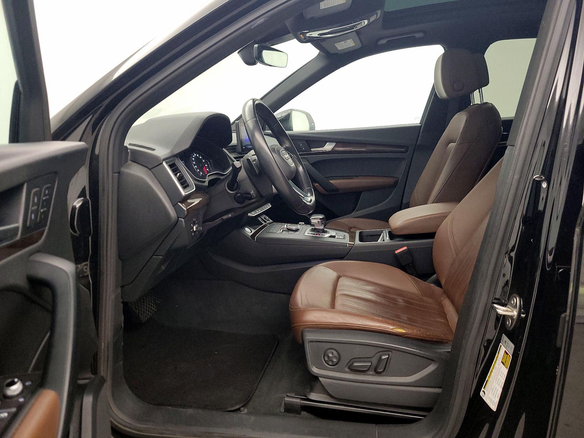 Thumbnail: 2019 Audi Q5 - 11