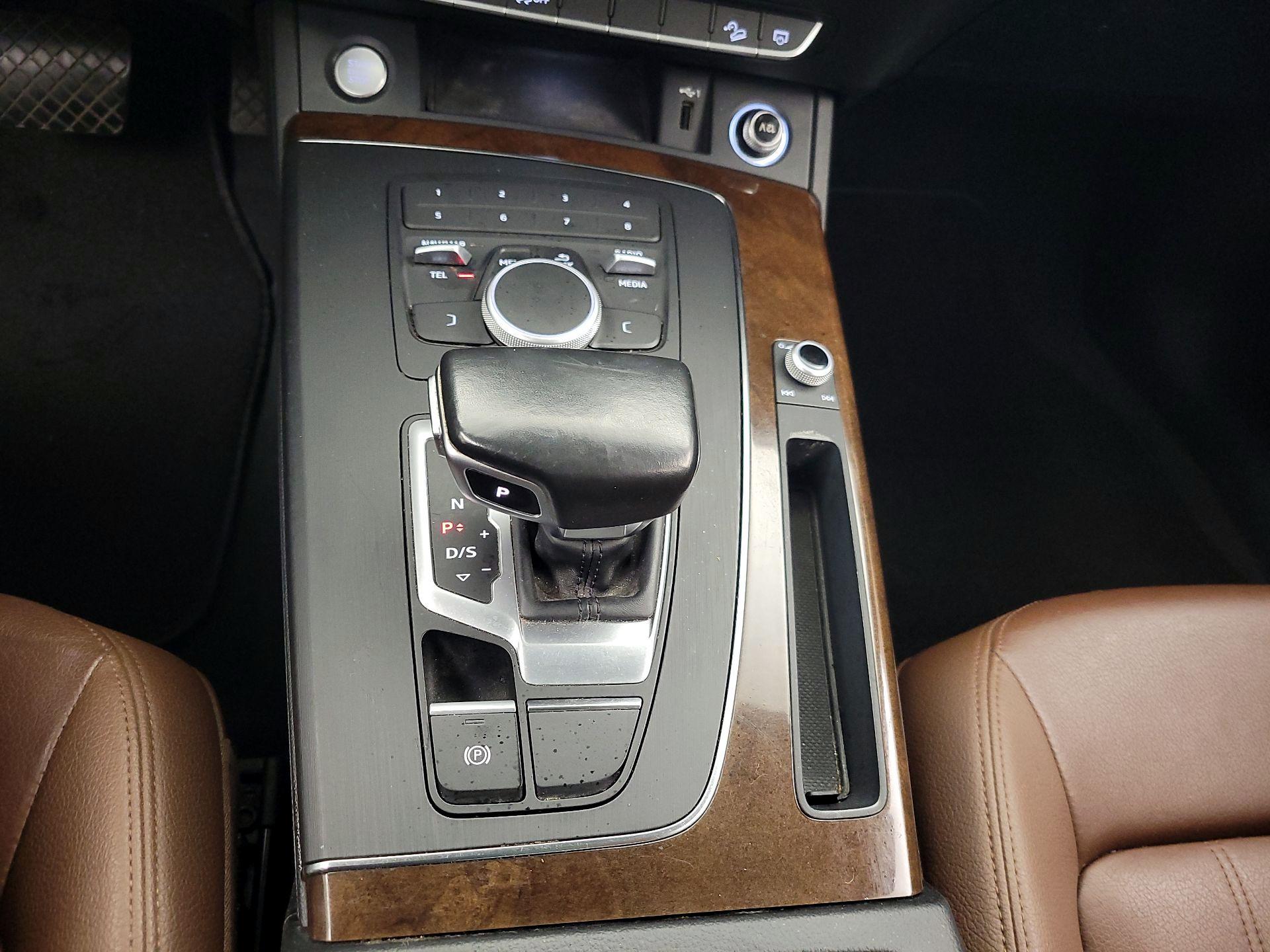 Thumbnail: 2019 Audi Q5 - 17