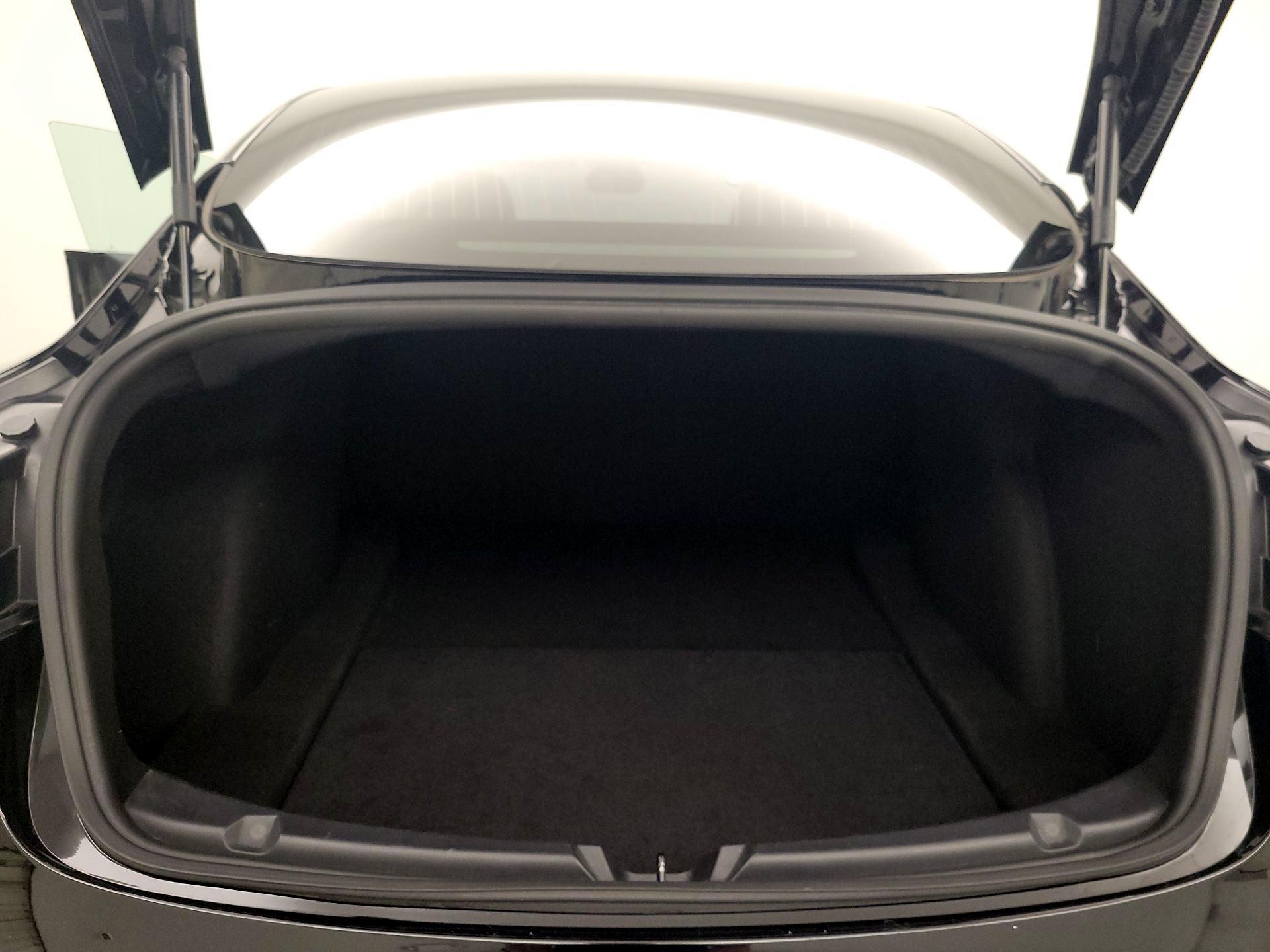 Thumbnail: 2020 Tesla Model 3 - 19